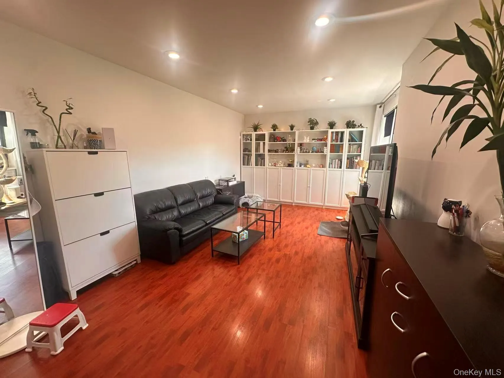 139-15 28 Road, New York, NY, 2 Bedrooms Bedrooms, 4 Rooms Rooms,1 BathroomBathrooms,Residential,For Rent,28,0,1002021 139-15 28 Road, New York, NY, 2 Bedrooms Bedrooms, 4 Rooms Rooms,1 BathroomBathrooms,Residential,For Rent,28,0,1002021