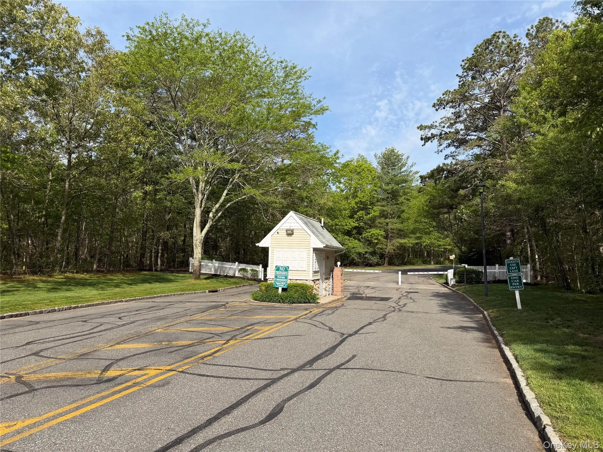 252 Barn Swallow Court, Brookhaven, NY, 3 Bedrooms Bedrooms, 6 Rooms Rooms,2 BathroomsBathrooms,Residential,For Rent,Barn Swallow,0,1002023 252 Barn Swallow Court, Brookhaven, NY, 3 Bedrooms Bedrooms, 6 Rooms Rooms,2 BathroomsBathrooms,Residential,For Rent,Barn Swallow,0,1002023