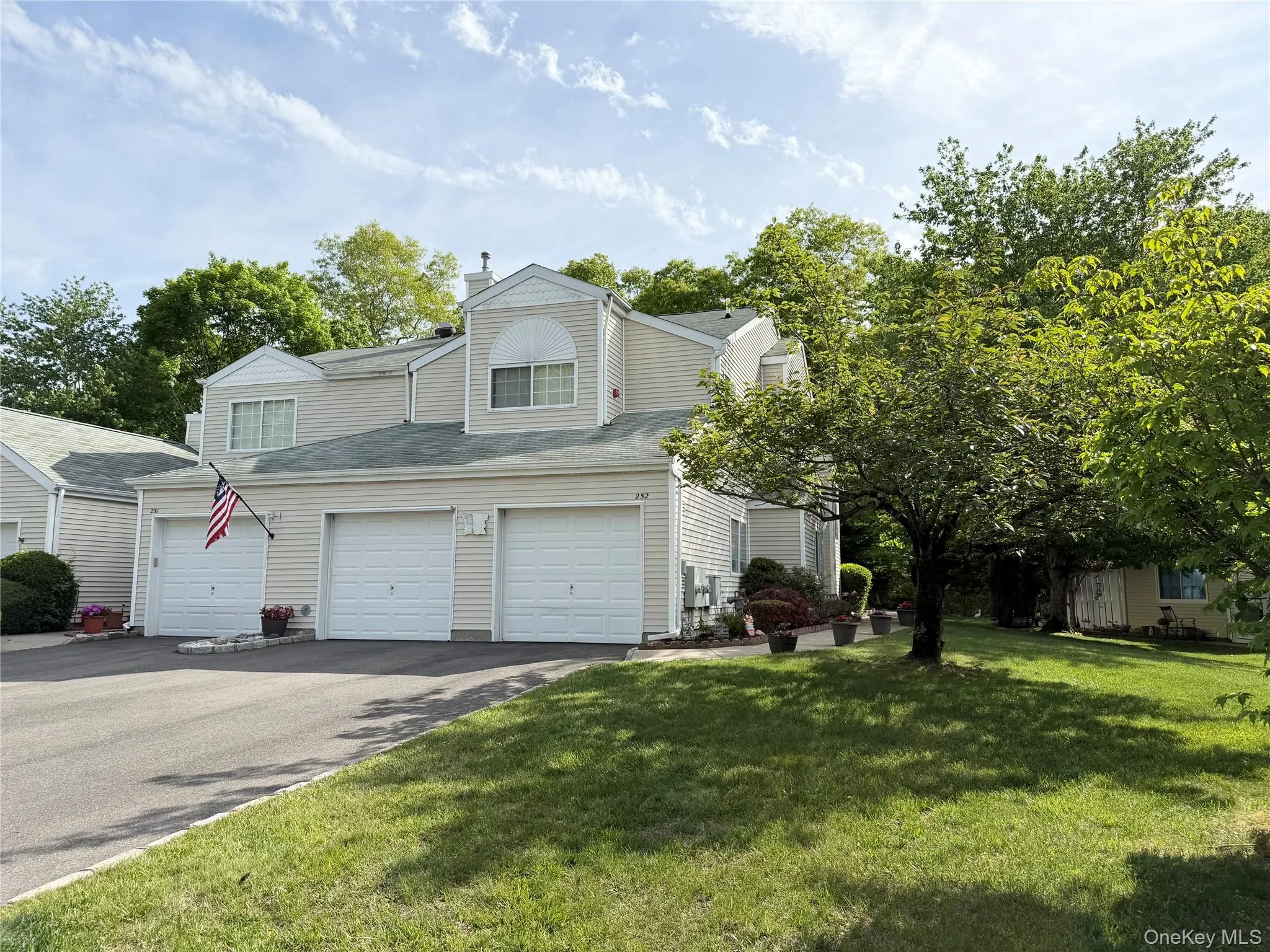 252 Barn Swallow Court, Brookhaven, NY, 3 Bedrooms Bedrooms, 6 Rooms Rooms,2 BathroomsBathrooms,Residential,For Rent,Barn Swallow,0,1002023 252 Barn Swallow Court, Brookhaven, NY, 3 Bedrooms Bedrooms, 6 Rooms Rooms,2 BathroomsBathrooms,Residential,For Rent,Barn Swallow,0,1002023