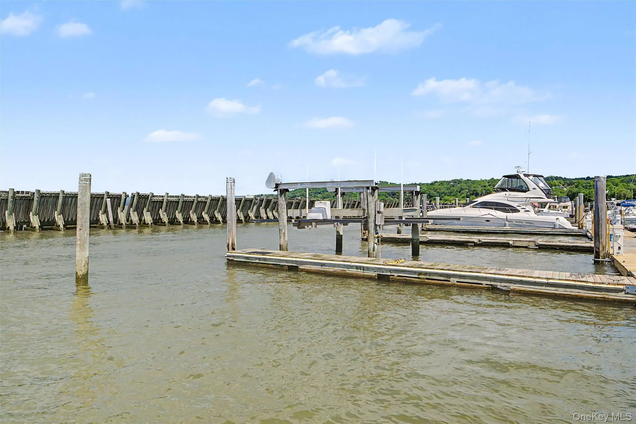 D-17 Half Moon Bay Marina, Cortlandt, NY, ,Residential,For Rent,Half Moon Bay Marina,0,1002024 D-17 Half Moon Bay Marina, Cortlandt, NY, ,Residential,For Rent,Half Moon Bay Marina,0,1002024