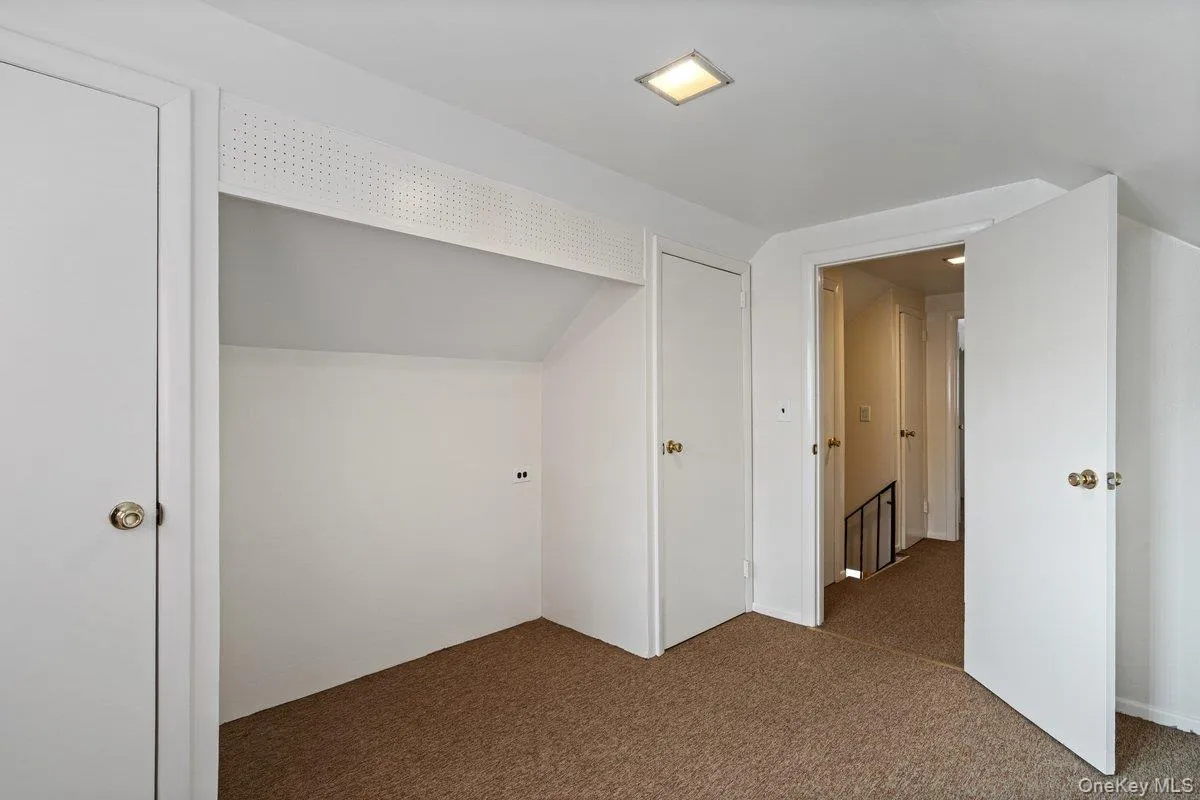14586 8th Avenue, New York, NY, 4 Bedrooms Bedrooms, 7 Rooms Rooms,2 BathroomsBathrooms,Residential,For Rent,8th,0,1002027 14586 8th Avenue, New York, NY, 4 Bedrooms Bedrooms, 7 Rooms Rooms,2 BathroomsBathrooms,Residential,For Rent,8th,0,1002027