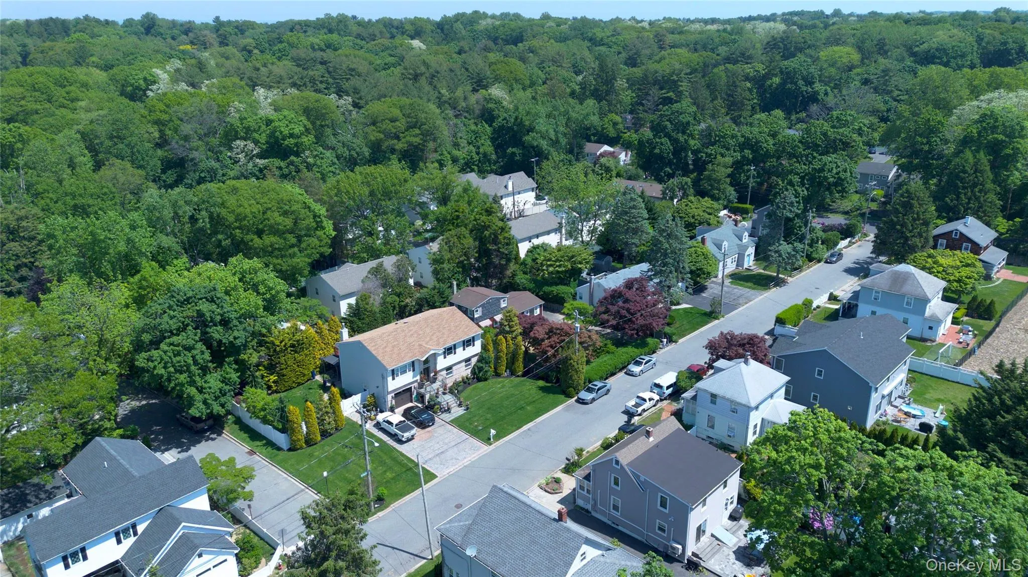 28 Cross Street, Glen Cove, NY, 3 Bedrooms Bedrooms, 5 Rooms Rooms,2 BathroomsBathrooms,Residential,For Rent,Cross,0,1002028 28 Cross Street, Glen Cove, NY, 3 Bedrooms Bedrooms, 5 Rooms Rooms,2 BathroomsBathrooms,Residential,For Rent,Cross,0,1002028
