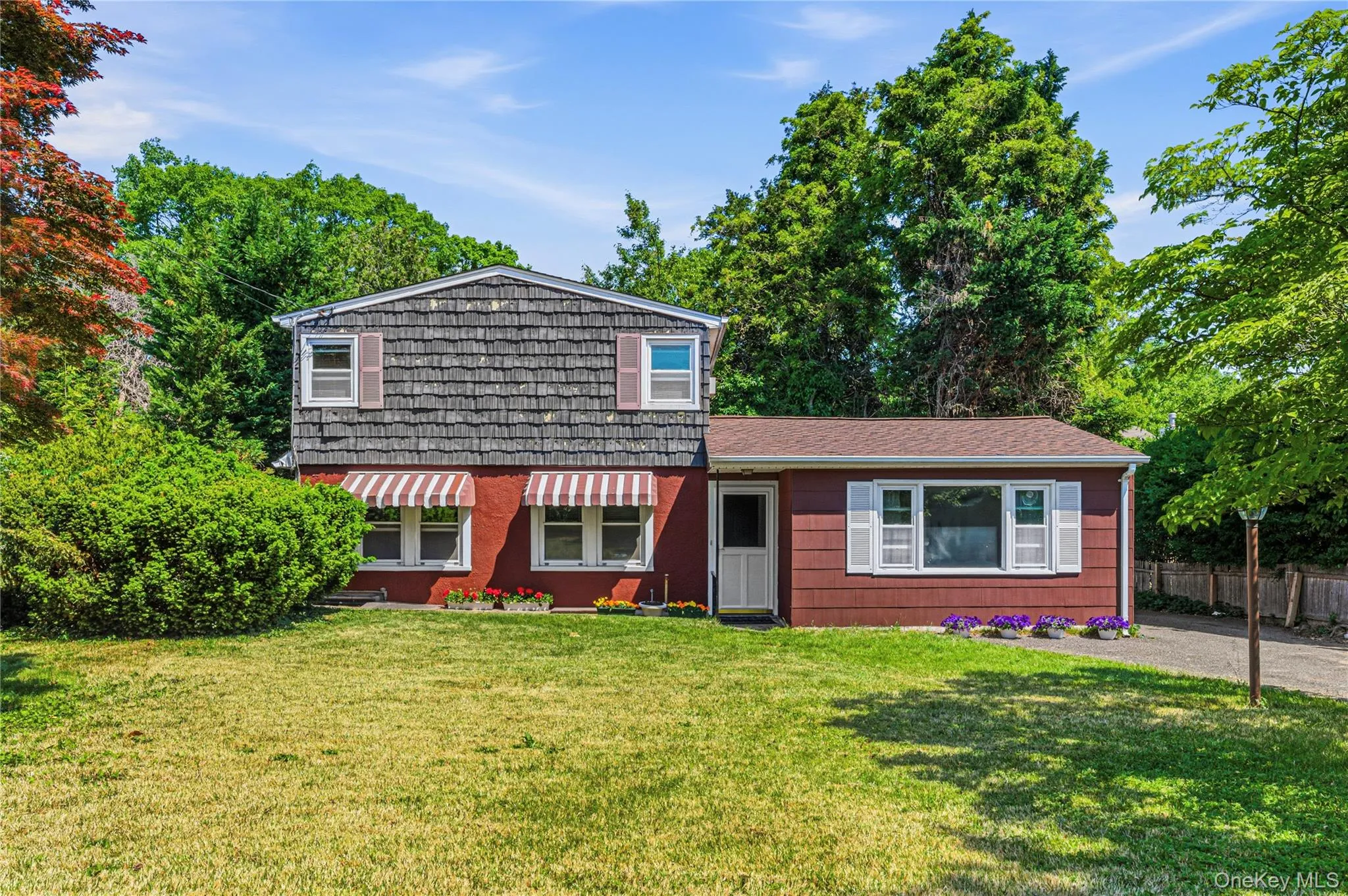 28 Cross Street, Glen Cove, NY, 3 Bedrooms Bedrooms, 5 Rooms Rooms,2 BathroomsBathrooms,Residential,For Rent,Cross,0,1002028 28 Cross Street, Glen Cove, NY, 3 Bedrooms Bedrooms, 5 Rooms Rooms,2 BathroomsBathrooms,Residential,For Rent,Cross,0,1002028
