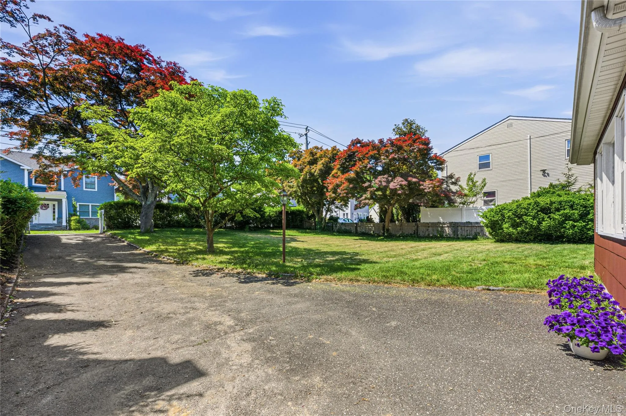 28 Cross Street, Glen Cove, NY, 3 Bedrooms Bedrooms, 5 Rooms Rooms,2 BathroomsBathrooms,Residential,For Rent,Cross,0,1002028 28 Cross Street, Glen Cove, NY, 3 Bedrooms Bedrooms, 5 Rooms Rooms,2 BathroomsBathrooms,Residential,For Rent,Cross,0,1002028