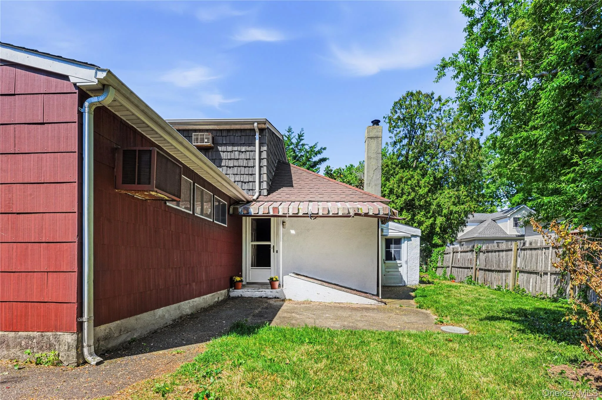 28 Cross Street, Glen Cove, NY, 3 Bedrooms Bedrooms, 5 Rooms Rooms,2 BathroomsBathrooms,Residential,For Rent,Cross,0,1002028 28 Cross Street, Glen Cove, NY, 3 Bedrooms Bedrooms, 5 Rooms Rooms,2 BathroomsBathrooms,Residential,For Rent,Cross,0,1002028