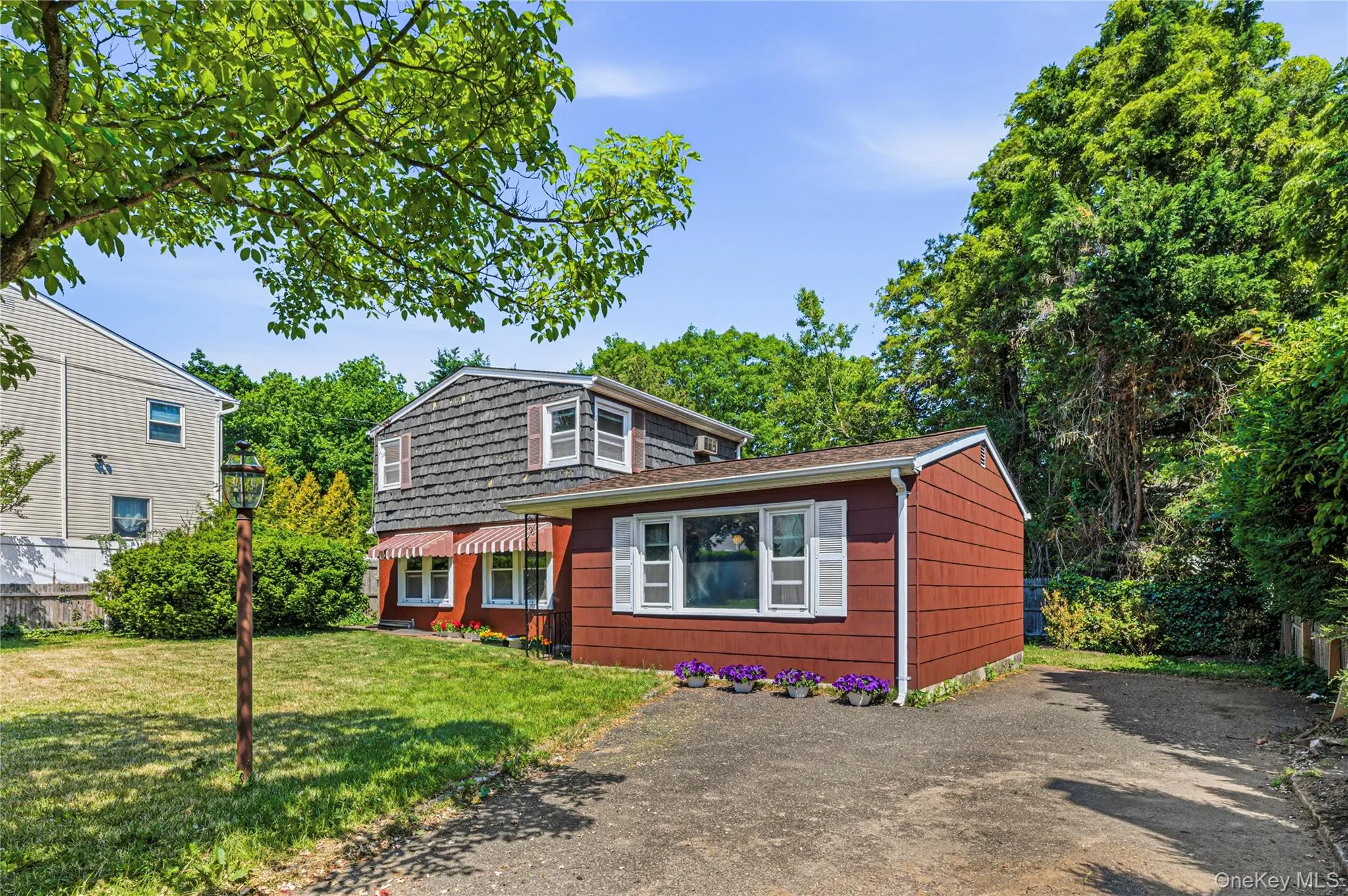 28 Cross Street, Glen Cove, NY, 3 Bedrooms Bedrooms, 5 Rooms Rooms,2 BathroomsBathrooms,Residential,For Rent,Cross,0,1002028 28 Cross Street, Glen Cove, NY, 3 Bedrooms Bedrooms, 5 Rooms Rooms,2 BathroomsBathrooms,Residential,For Rent,Cross,0,1002028