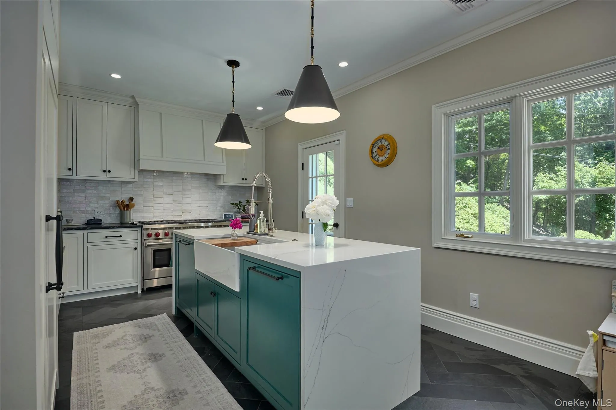 32 Lookout Road, Tuxedo, NY, 5 Bedrooms Bedrooms, 14 Rooms Rooms,3 BathroomsBathrooms,Residential,For Rent,Lookout,0,1002031 32 Lookout Road, Tuxedo, NY, 5 Bedrooms Bedrooms, 14 Rooms Rooms,3 BathroomsBathrooms,Residential,For Rent,Lookout,0,1002031