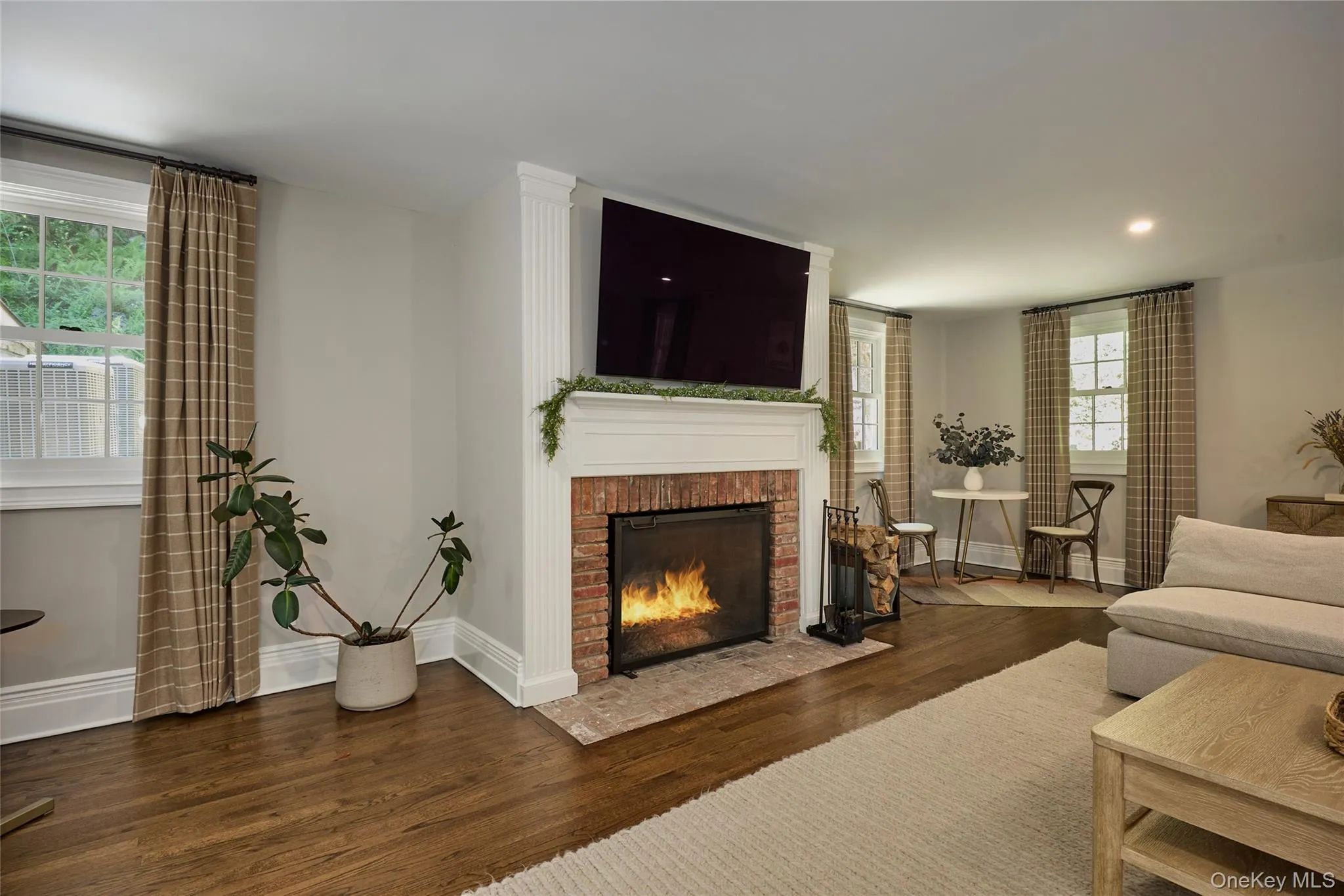 32 Lookout Road, Tuxedo, NY, 5 Bedrooms Bedrooms, 14 Rooms Rooms,3 BathroomsBathrooms,Residential,For Rent,Lookout,0,1002031 32 Lookout Road, Tuxedo, NY, 5 Bedrooms Bedrooms, 14 Rooms Rooms,3 BathroomsBathrooms,Residential,For Rent,Lookout,0,1002031