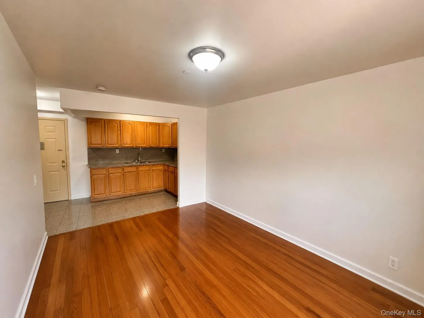 35-06 Leavitt Street, New York, NY, 2 Bedrooms Bedrooms, 5 Rooms Rooms,2 BathroomsBathrooms,Residential,For Rent,Leavitt,0,1002033 35-06 Leavitt Street, New York, NY, 2 Bedrooms Bedrooms, 5 Rooms Rooms,2 BathroomsBathrooms,Residential,For Rent,Leavitt,0,1002033