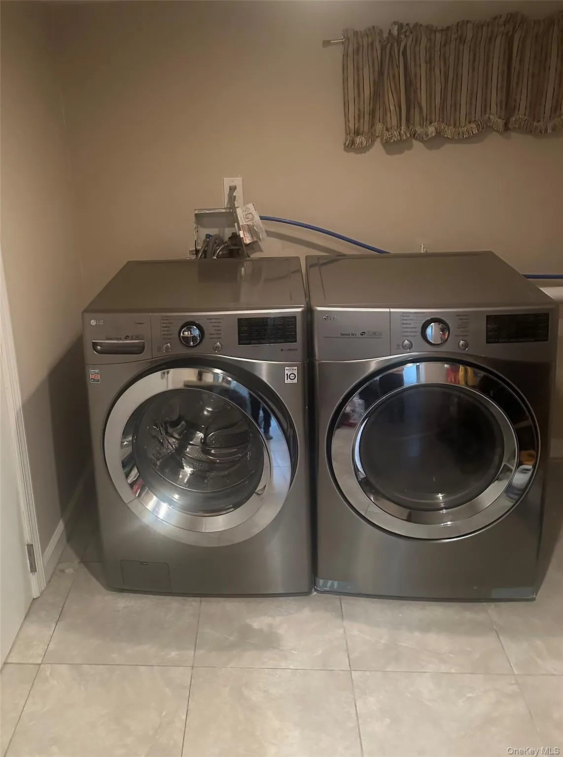 14414 159th Street, New York, NY, 3 Bedrooms Bedrooms, 8 Rooms Rooms,2 BathroomsBathrooms,Residential,For Rent,159th,0,1002040 14414 159th Street, New York, NY, 3 Bedrooms Bedrooms, 8 Rooms Rooms,2 BathroomsBathrooms,Residential,For Rent,159th,0,1002040