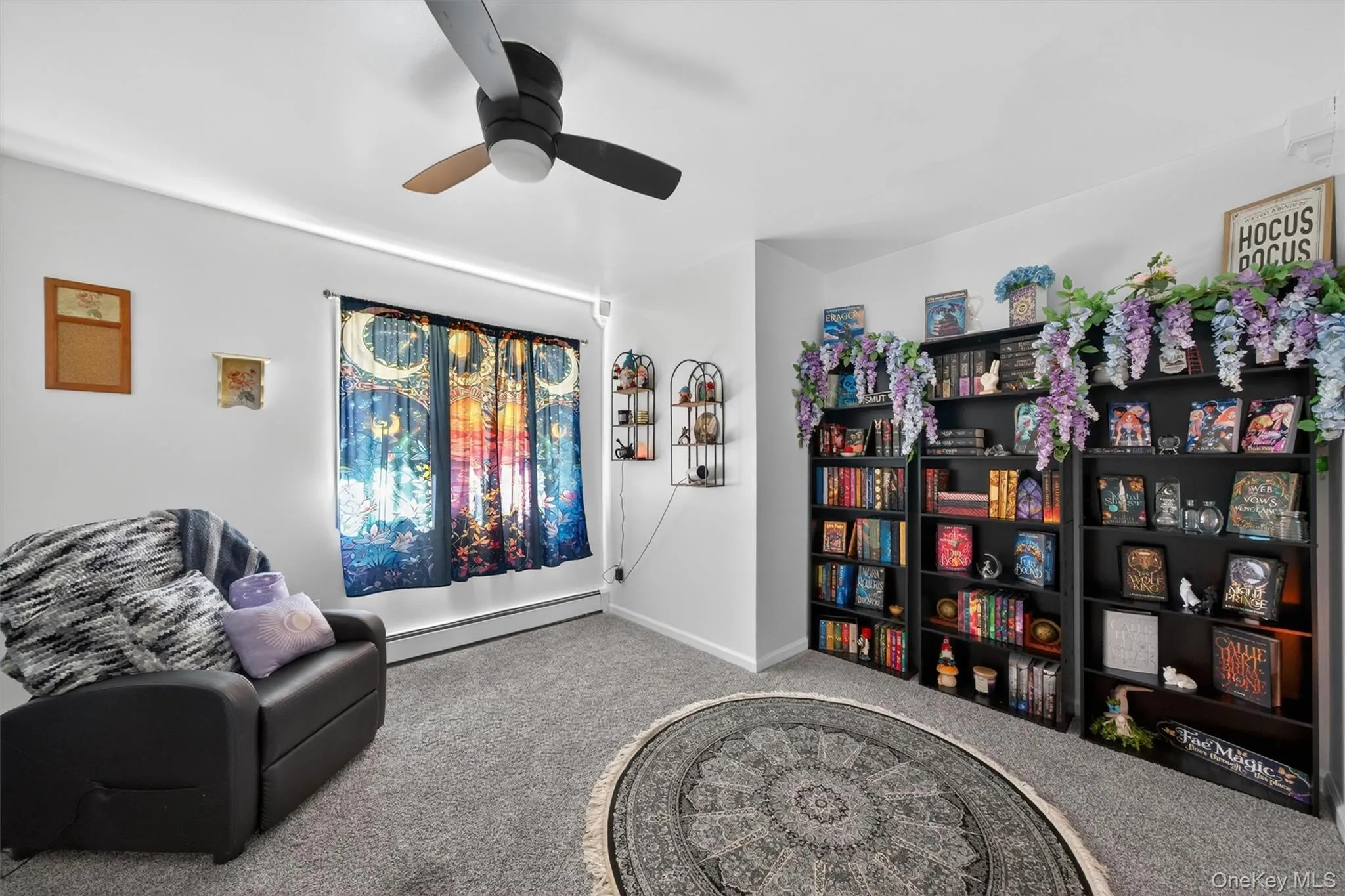 Room behind the bookshelf! Room behind the bookshelf!