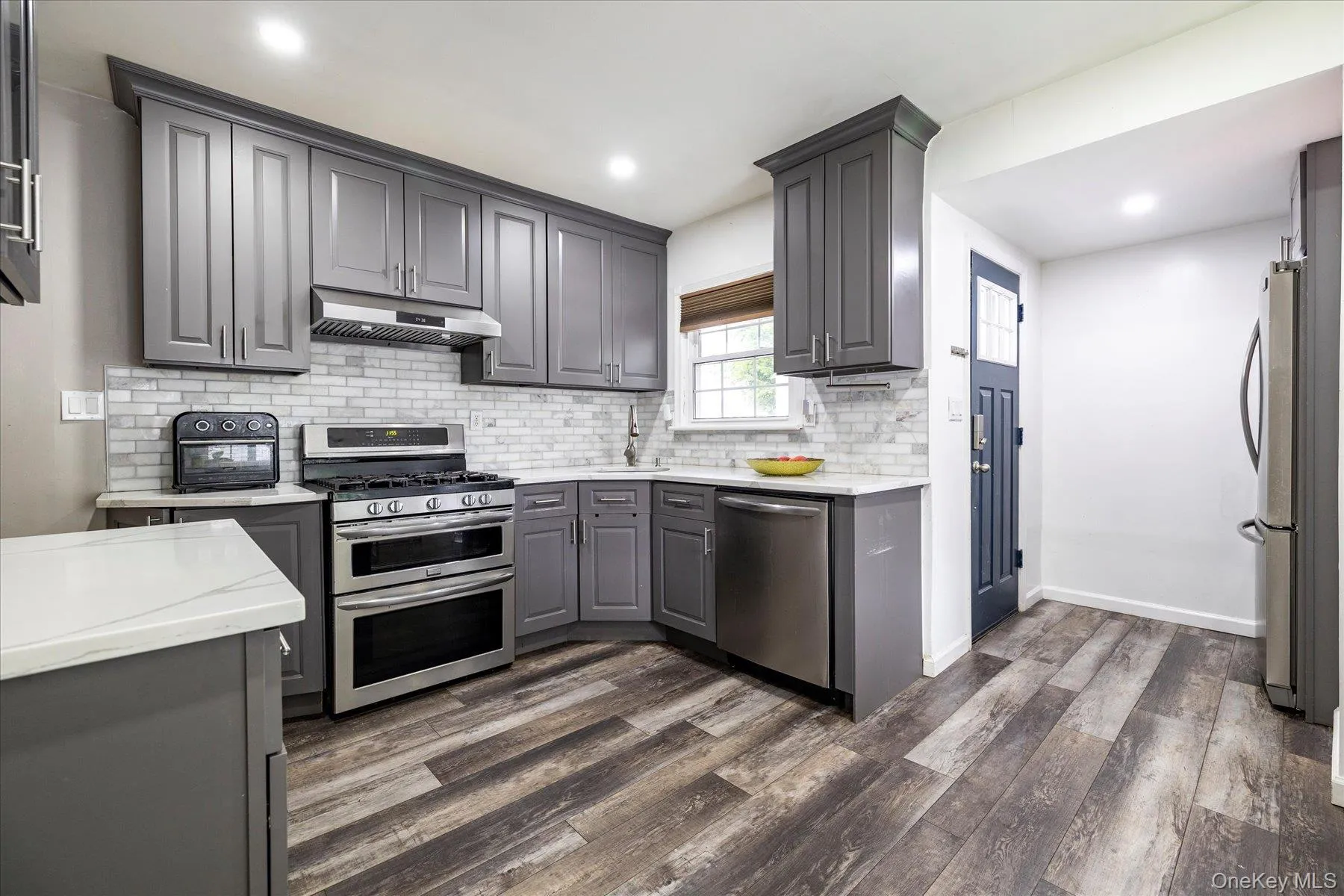 582 Washington Avenue, Hempstead, NY, 4 Bedrooms Bedrooms, 9 Rooms Rooms,1 BathroomBathrooms,Residential Lease,For Rent,Washington,0,1002052 582 Washington Avenue, Hempstead, NY, 4 Bedrooms Bedrooms, 9 Rooms Rooms,1 BathroomBathrooms,Residential Lease,For Rent,Washington,0,1002052