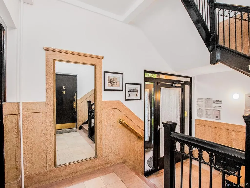 37-32 80th Street, New York, NY, 2 Bedrooms Bedrooms, 7 Rooms Rooms,1 BathroomBathrooms,Residential,For Rent,Street,0,1002055 37-32 80th Street, New York, NY, 2 Bedrooms Bedrooms, 7 Rooms Rooms,1 BathroomBathrooms,Residential,For Rent,Street,0,1002055