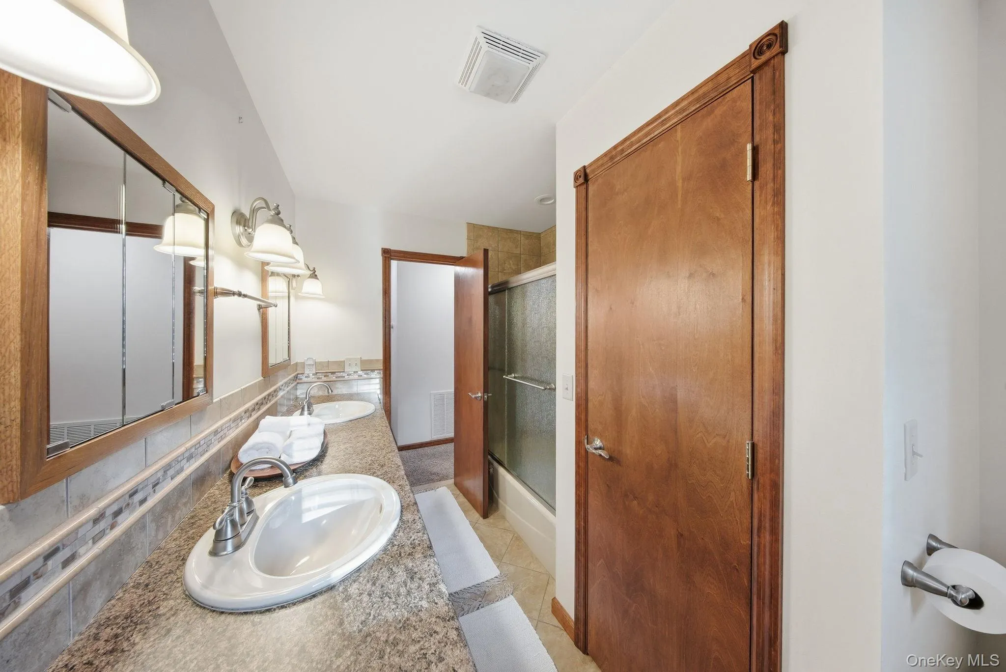 34 Turkey Hollow Lane, Rockland, NY, 4 Bedrooms Bedrooms, 10 Rooms Rooms,2 BathroomsBathrooms,Residential,For Rent,Turkey Hollow,0,1002067 34 Turkey Hollow Lane, Rockland, NY, 4 Bedrooms Bedrooms, 10 Rooms Rooms,2 BathroomsBathrooms,Residential,For Rent,Turkey Hollow,0,1002067