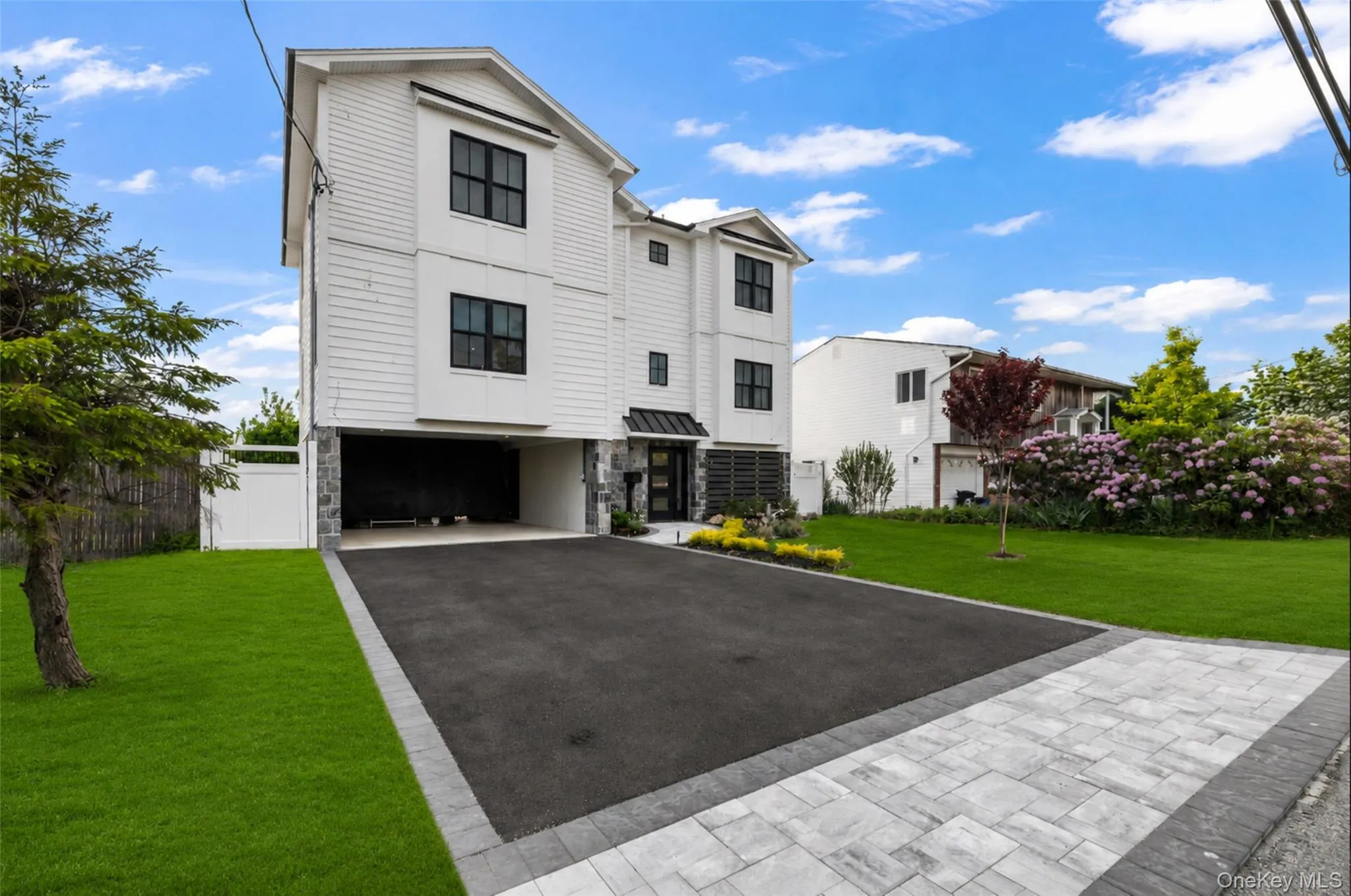 3 Pleasantview Drive, Oyster Bay, NY, 4 Bedrooms Bedrooms, 8 Rooms Rooms,2 BathroomsBathrooms,Residential,For Rent,Pleasantview,0,1002071 3 Pleasantview Drive, Oyster Bay, NY, 4 Bedrooms Bedrooms, 8 Rooms Rooms,2 BathroomsBathrooms,Residential,For Rent,Pleasantview,0,1002071