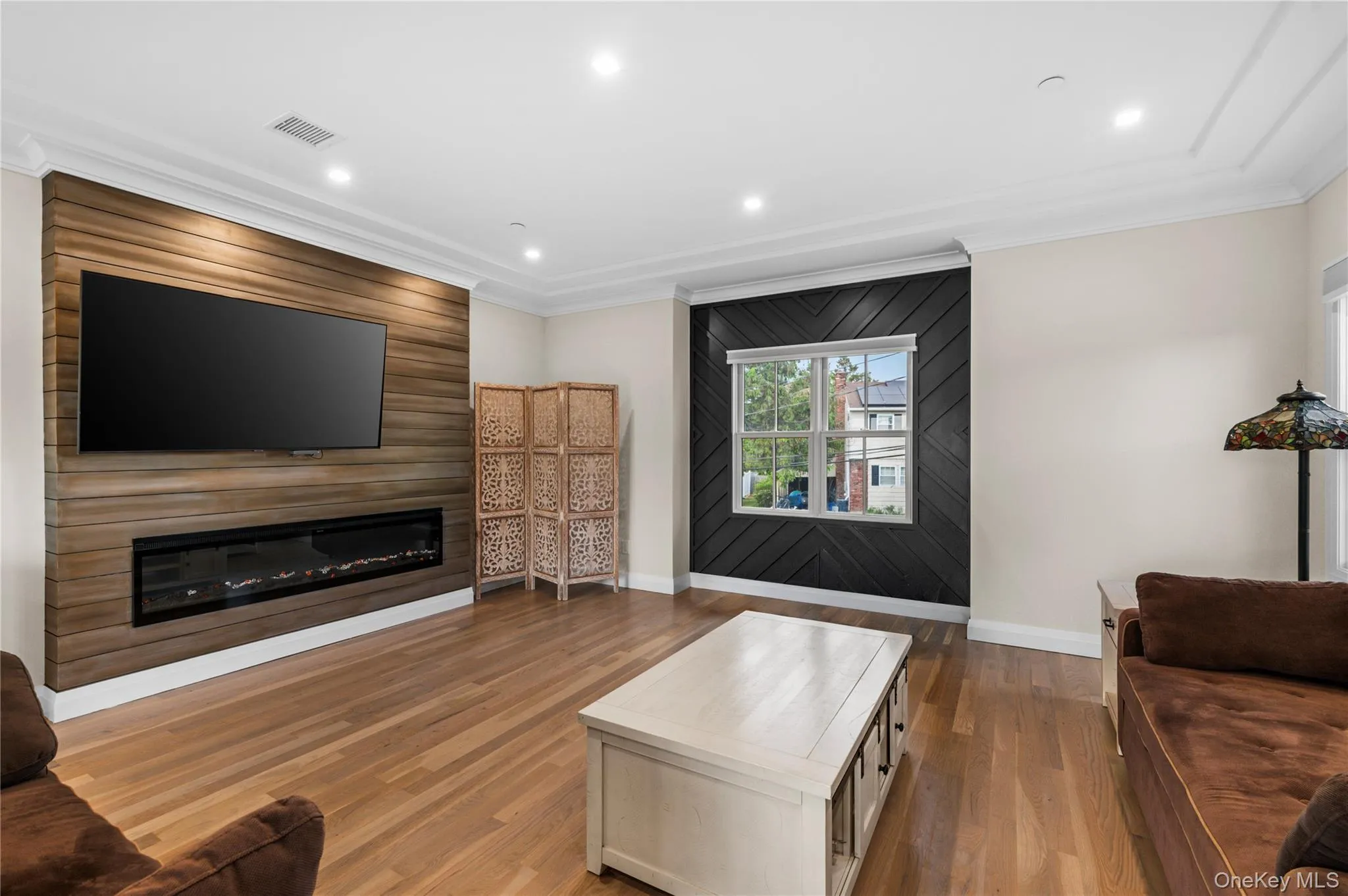 3 Pleasantview Drive, Oyster Bay, NY, 4 Bedrooms Bedrooms, 8 Rooms Rooms,2 BathroomsBathrooms,Residential,For Rent,Pleasantview,0,1002071 3 Pleasantview Drive, Oyster Bay, NY, 4 Bedrooms Bedrooms, 8 Rooms Rooms,2 BathroomsBathrooms,Residential,For Rent,Pleasantview,0,1002071
