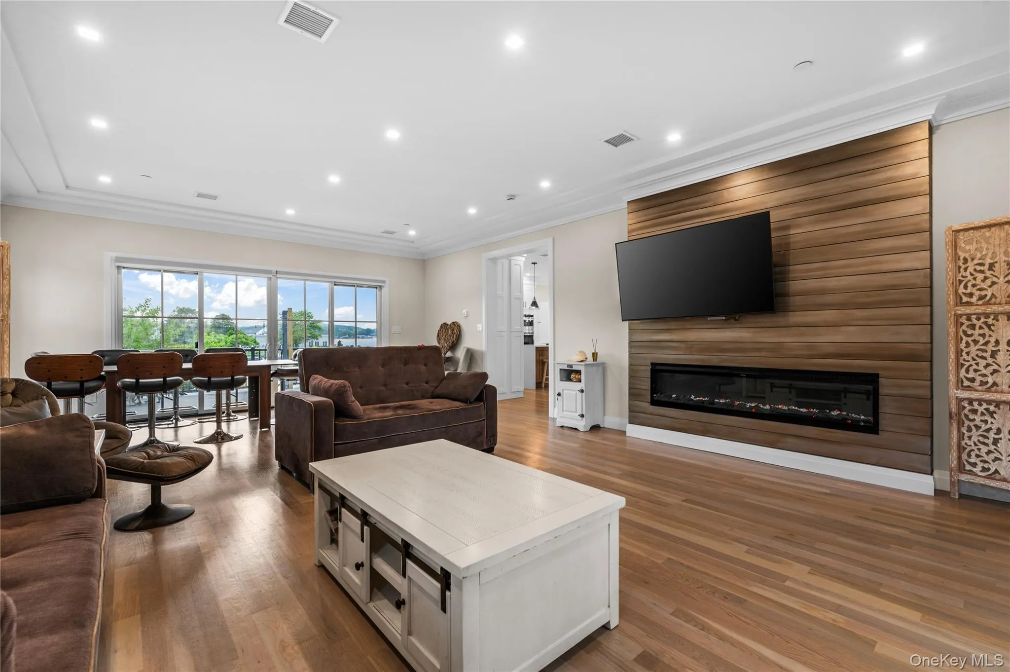 3 Pleasantview Drive, Oyster Bay, NY, 4 Bedrooms Bedrooms, 8 Rooms Rooms,2 BathroomsBathrooms,Residential,For Rent,Pleasantview,0,1002071 3 Pleasantview Drive, Oyster Bay, NY, 4 Bedrooms Bedrooms, 8 Rooms Rooms,2 BathroomsBathrooms,Residential,For Rent,Pleasantview,0,1002071