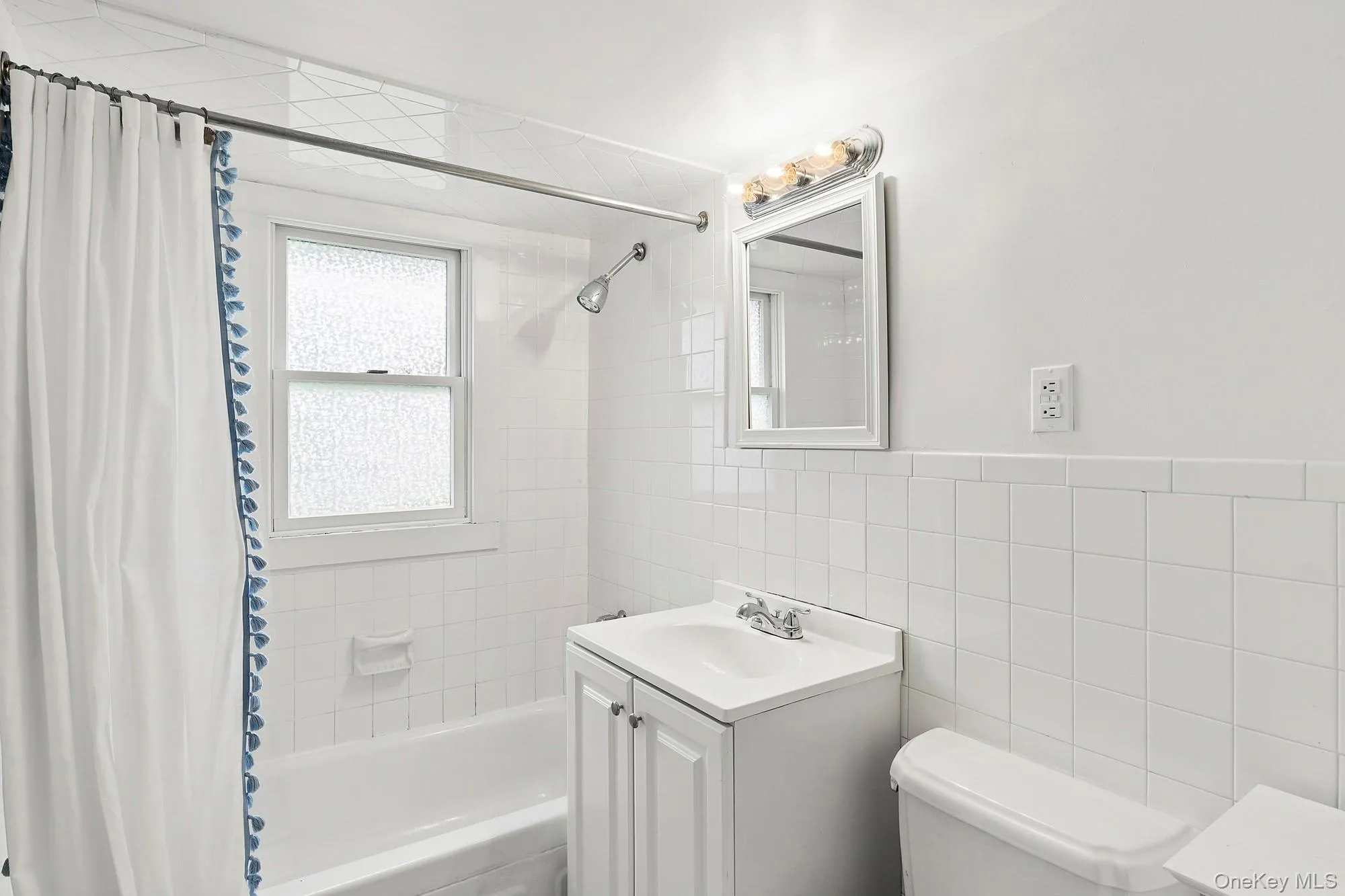 24 Baycrest Avenue, Southampton, NY, 3 Bedrooms Bedrooms, 6 Rooms Rooms,1 BathroomBathrooms,Residential,For Rent,Baycrest,0,1002075 24 Baycrest Avenue, Southampton, NY, 3 Bedrooms Bedrooms, 6 Rooms Rooms,1 BathroomBathrooms,Residential,For Rent,Baycrest,0,1002075
