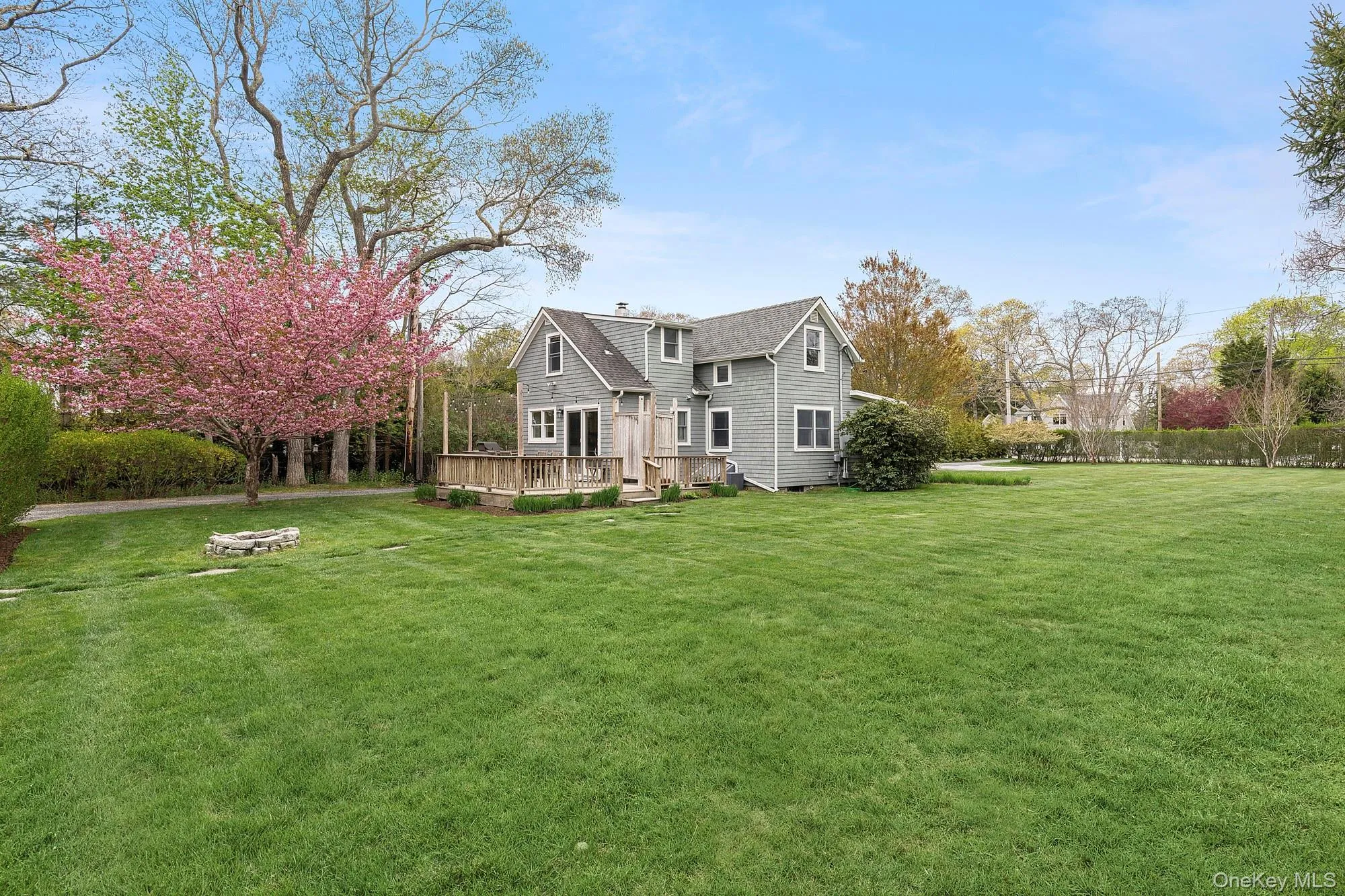 24 Baycrest Avenue, Southampton, NY, 3 Bedrooms Bedrooms, 6 Rooms Rooms,1 BathroomBathrooms,Residential,For Rent,Baycrest,0,1002075 24 Baycrest Avenue, Southampton, NY, 3 Bedrooms Bedrooms, 6 Rooms Rooms,1 BathroomBathrooms,Residential,For Rent,Baycrest,0,1002075