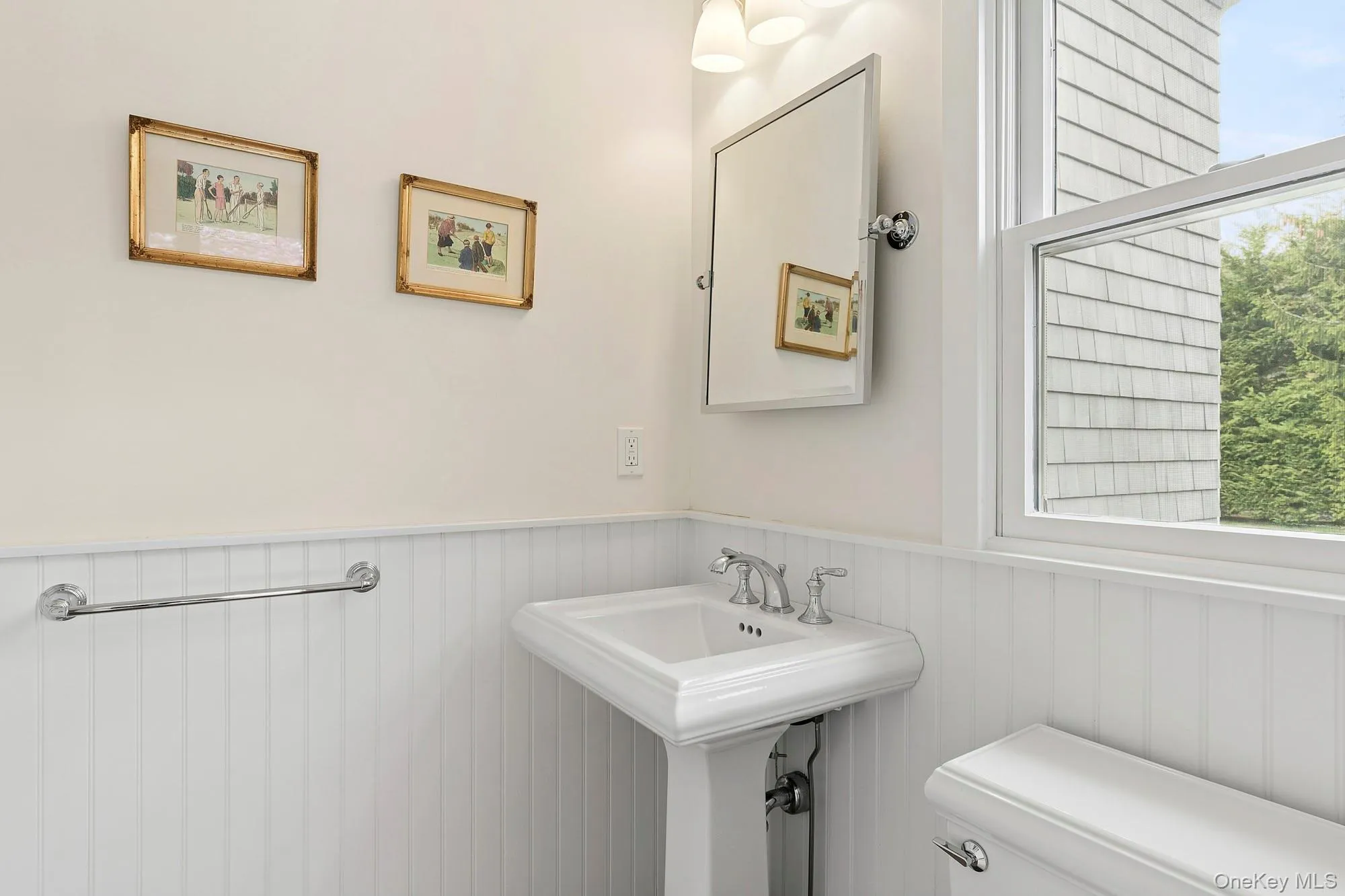 24 Baycrest Avenue, Southampton, NY, 3 Bedrooms Bedrooms, 6 Rooms Rooms,1 BathroomBathrooms,Residential,For Rent,Baycrest,0,1002075 24 Baycrest Avenue, Southampton, NY, 3 Bedrooms Bedrooms, 6 Rooms Rooms,1 BathroomBathrooms,Residential,For Rent,Baycrest,0,1002075