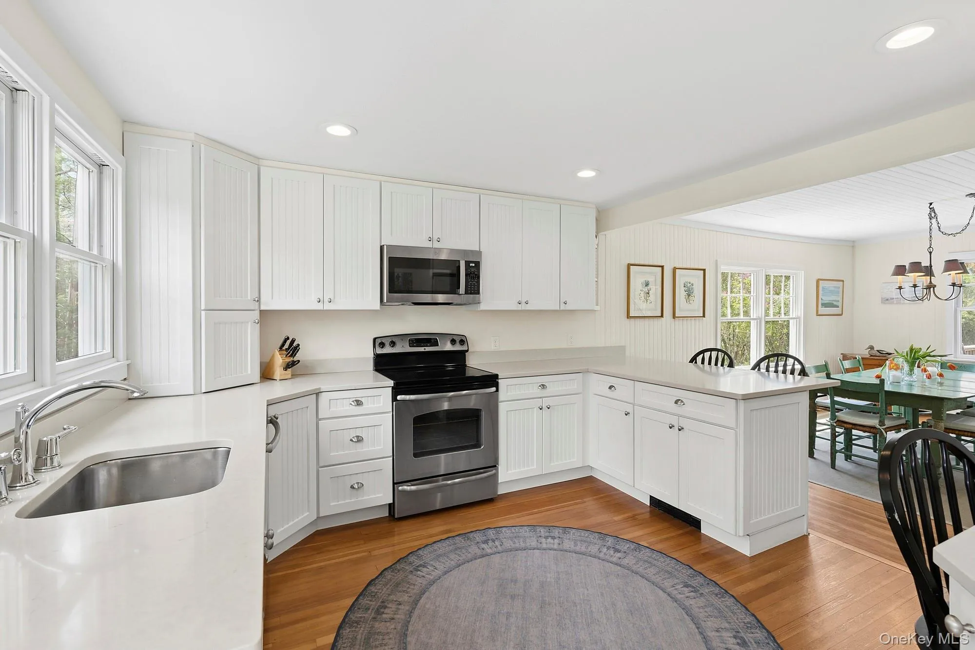 24 Baycrest Avenue, Southampton, NY, 3 Bedrooms Bedrooms, 6 Rooms Rooms,1 BathroomBathrooms,Residential,For Rent,Baycrest,0,1002075 24 Baycrest Avenue, Southampton, NY, 3 Bedrooms Bedrooms, 6 Rooms Rooms,1 BathroomBathrooms,Residential,For Rent,Baycrest,0,1002075