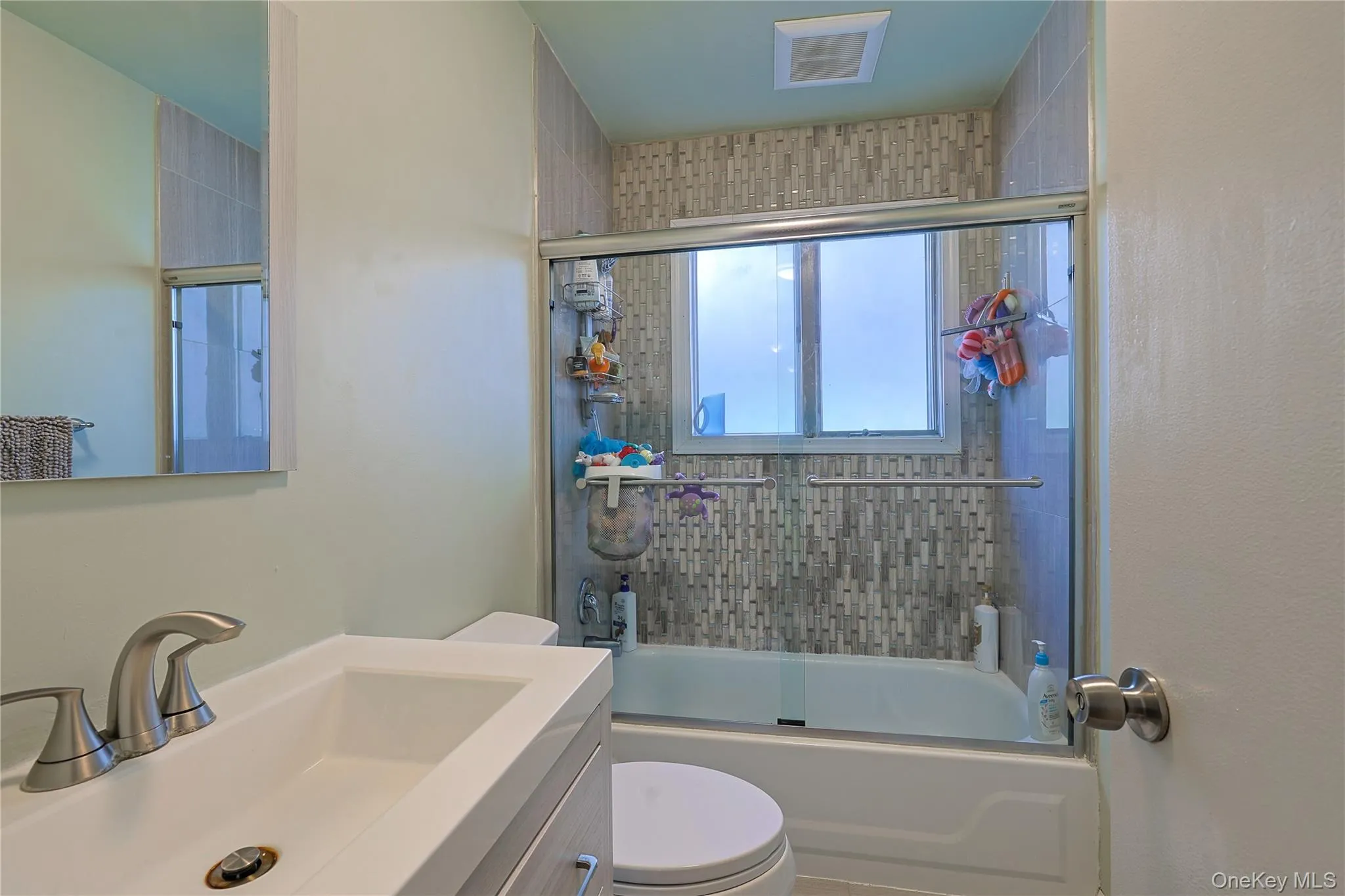 281 Orchard Drive, Monroe, NY, 3 Bedrooms Bedrooms, 7 Rooms Rooms,1 BathroomBathrooms,Residential,For Rent,Orchard,0,1002078 281 Orchard Drive, Monroe, NY, 3 Bedrooms Bedrooms, 7 Rooms Rooms,1 BathroomBathrooms,Residential,For Rent,Orchard,0,1002078