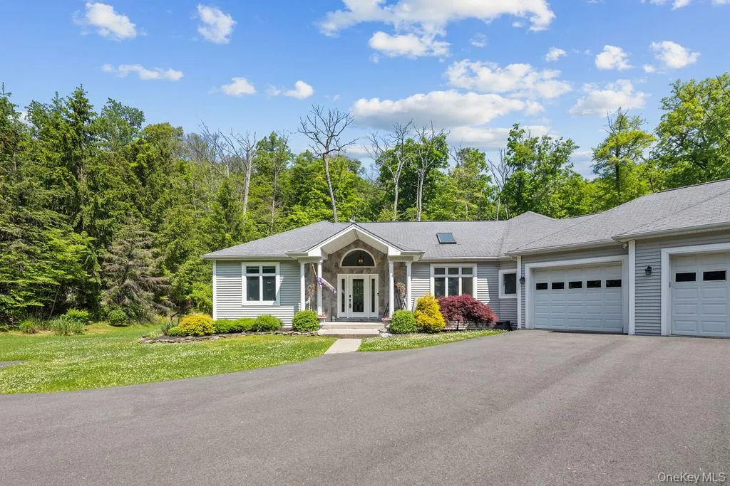 16 Katavolos Drive, Stony Point, NY, 3 Bedrooms Bedrooms, 8 Rooms Rooms,2 BathroomsBathrooms,Residential,For Rent,Katavolos,0,1002083 16 Katavolos Drive, Stony Point, NY, 3 Bedrooms Bedrooms, 8 Rooms Rooms,2 BathroomsBathrooms,Residential,For Rent,Katavolos,0,1002083