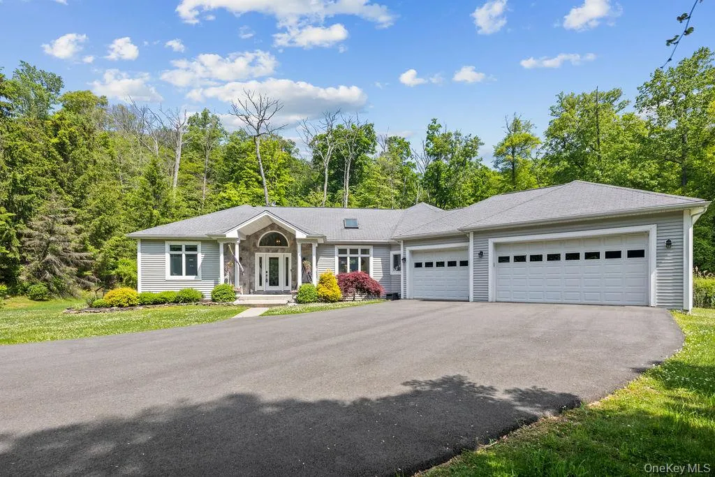 16 Katavolos Drive, Stony Point, NY, 3 Bedrooms Bedrooms, 8 Rooms Rooms,2 BathroomsBathrooms,Residential,For Rent,Katavolos,0,1002083 16 Katavolos Drive, Stony Point, NY, 3 Bedrooms Bedrooms, 8 Rooms Rooms,2 BathroomsBathrooms,Residential,For Rent,Katavolos,0,1002083