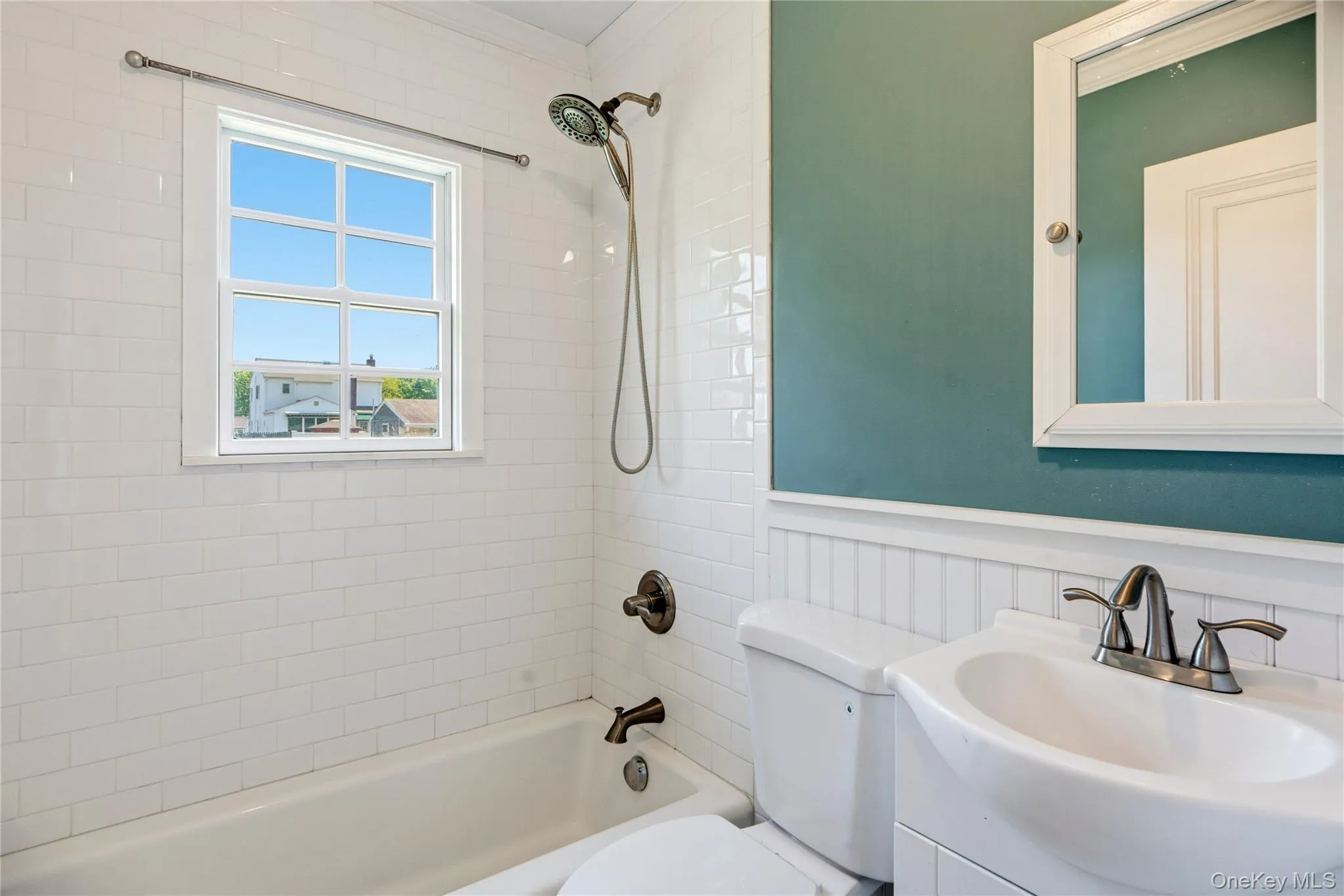 115 Chapel Avenue, Brookhaven, NY, 3 Bedrooms Bedrooms, 5 Rooms Rooms,1 BathroomBathrooms,Residential Sale,For Rent,Chapel,0,1002089 115 Chapel Avenue, Brookhaven, NY, 3 Bedrooms Bedrooms, 5 Rooms Rooms,1 BathroomBathrooms,Residential Sale,For Rent,Chapel,0,1002089