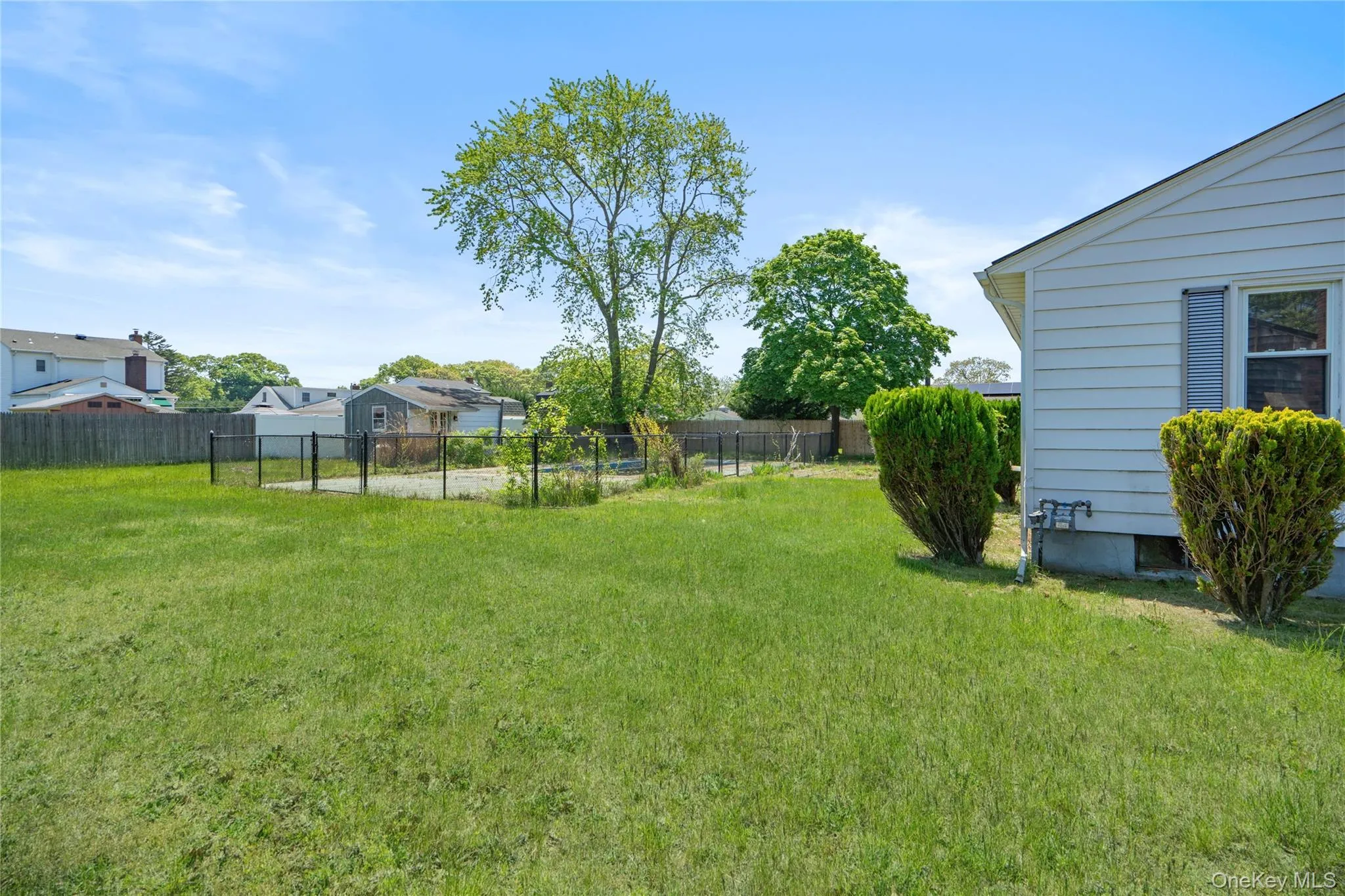 115 Chapel Avenue, Brookhaven, NY, 3 Bedrooms Bedrooms, 5 Rooms Rooms,1 BathroomBathrooms,Residential Sale,For Rent,Chapel,0,1002089 115 Chapel Avenue, Brookhaven, NY, 3 Bedrooms Bedrooms, 5 Rooms Rooms,1 BathroomBathrooms,Residential Sale,For Rent,Chapel,0,1002089