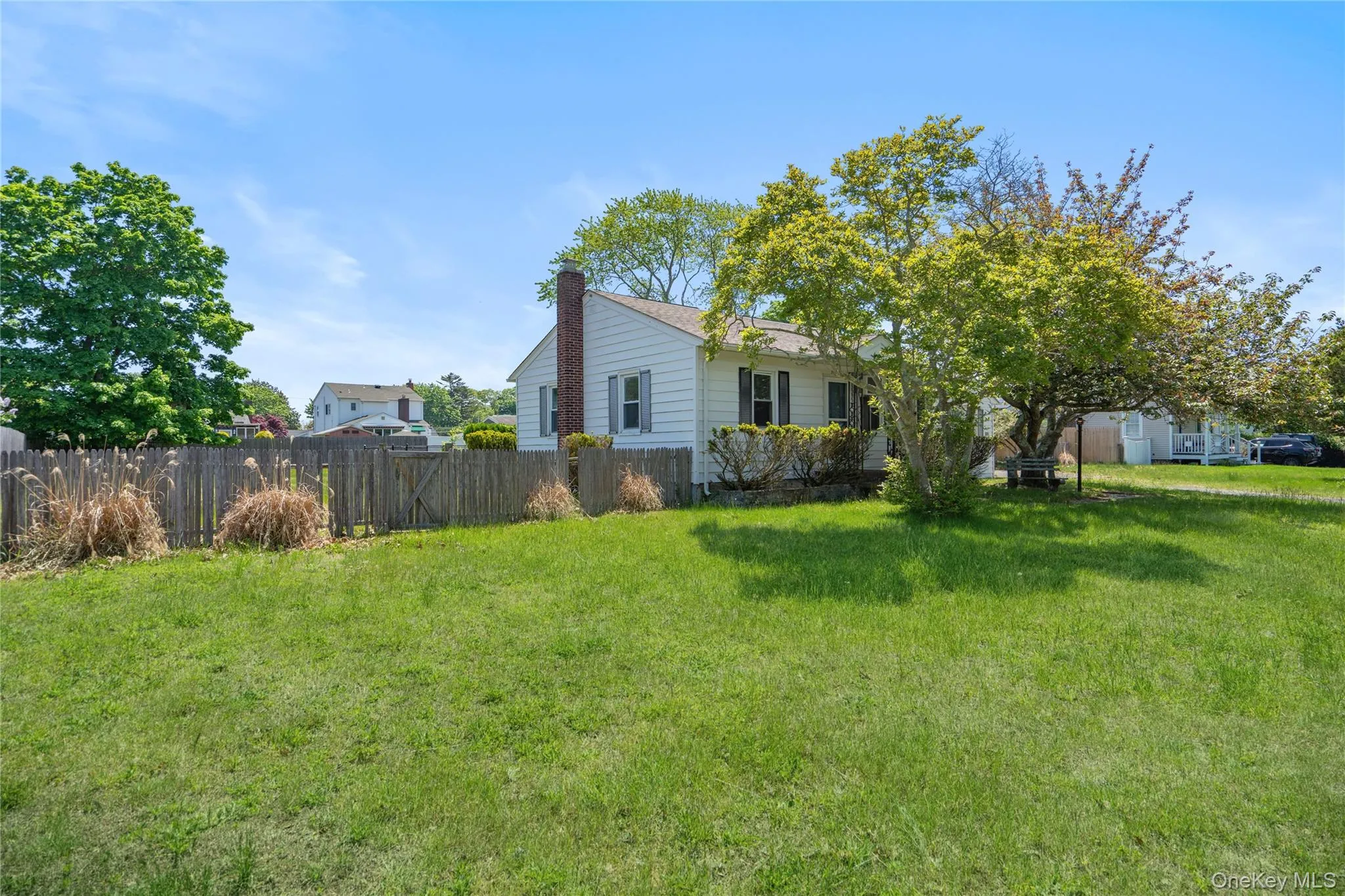 115 Chapel Avenue, Brookhaven, NY, 3 Bedrooms Bedrooms, 5 Rooms Rooms,1 BathroomBathrooms,Residential Sale,For Rent,Chapel,0,1002089 115 Chapel Avenue, Brookhaven, NY, 3 Bedrooms Bedrooms, 5 Rooms Rooms,1 BathroomBathrooms,Residential Sale,For Rent,Chapel,0,1002089