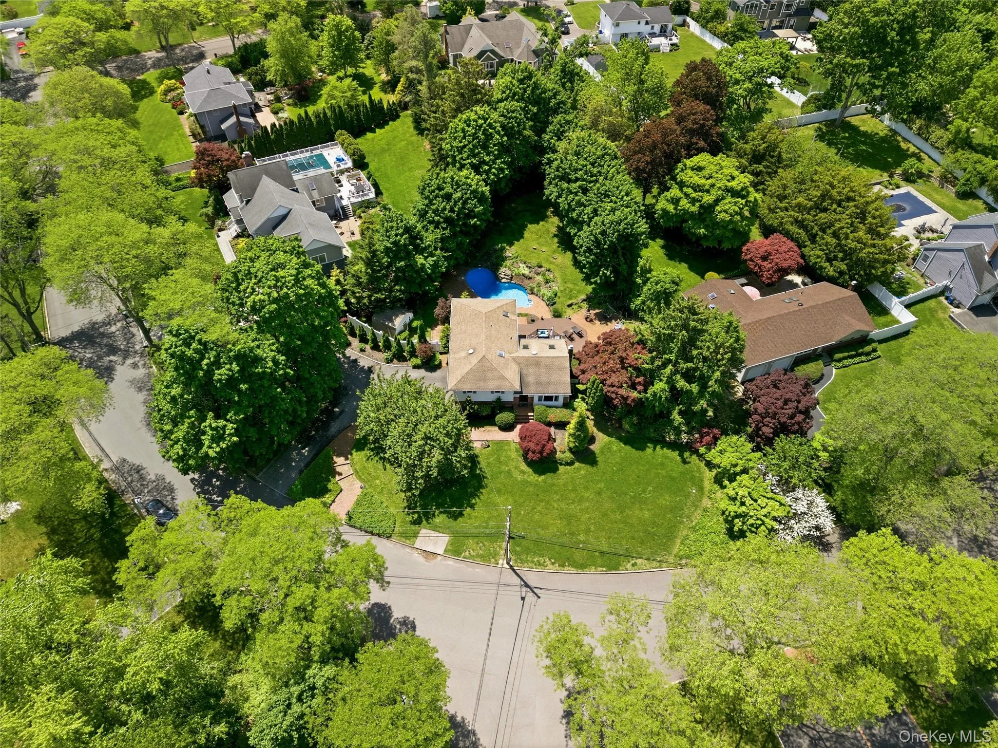 6 Paula Street, Huntington, NY, 5 Bedrooms Bedrooms, 10 Rooms Rooms,3 BathroomsBathrooms,Residential,For Rent,Paula,0,1002093 6 Paula Street, Huntington, NY, 5 Bedrooms Bedrooms, 10 Rooms Rooms,3 BathroomsBathrooms,Residential,For Rent,Paula,0,1002093