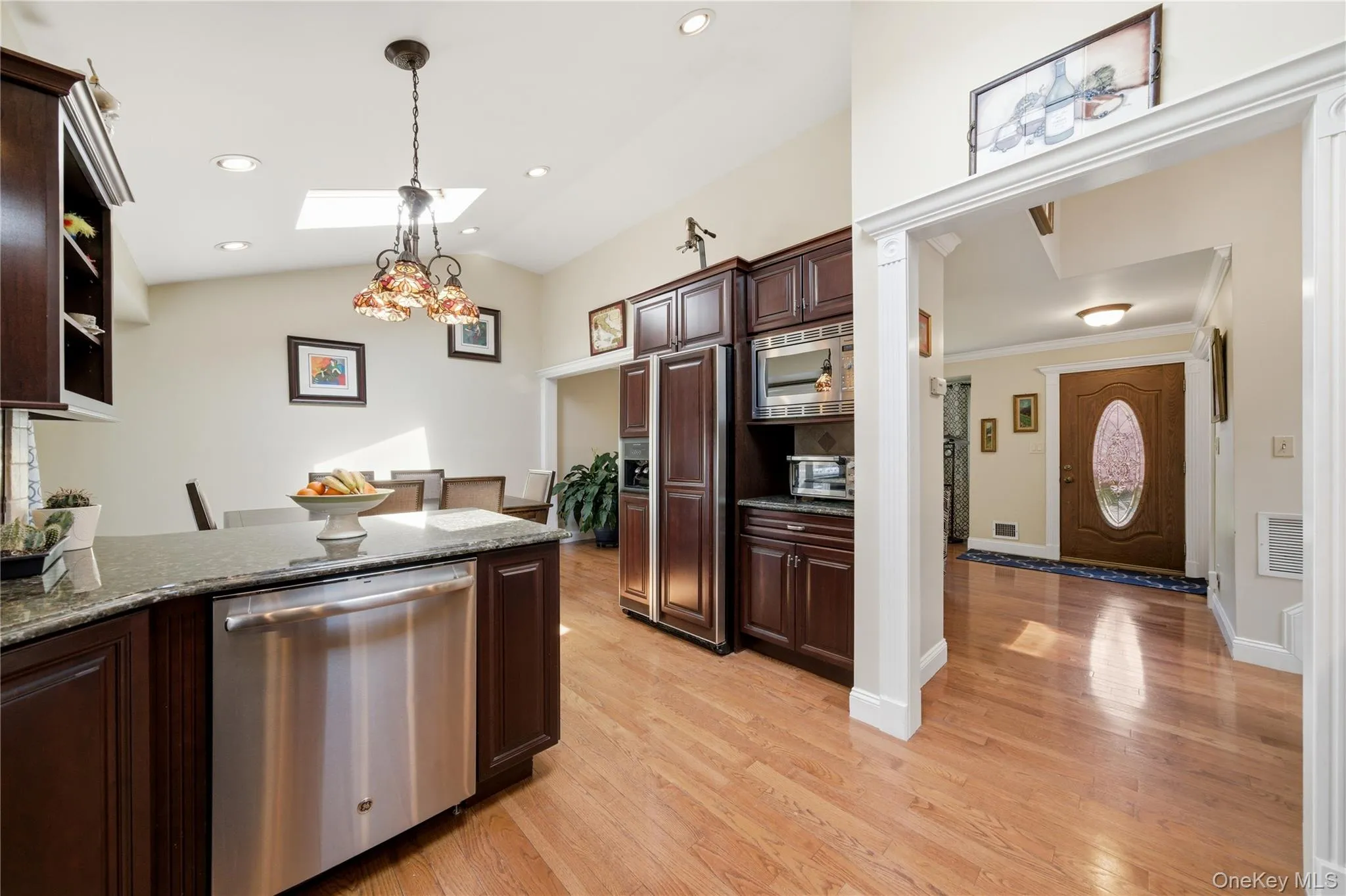 Stainless Steel Appliances & Paneled Refrigerator Stainless Steel Appliances & Paneled Refrigerator