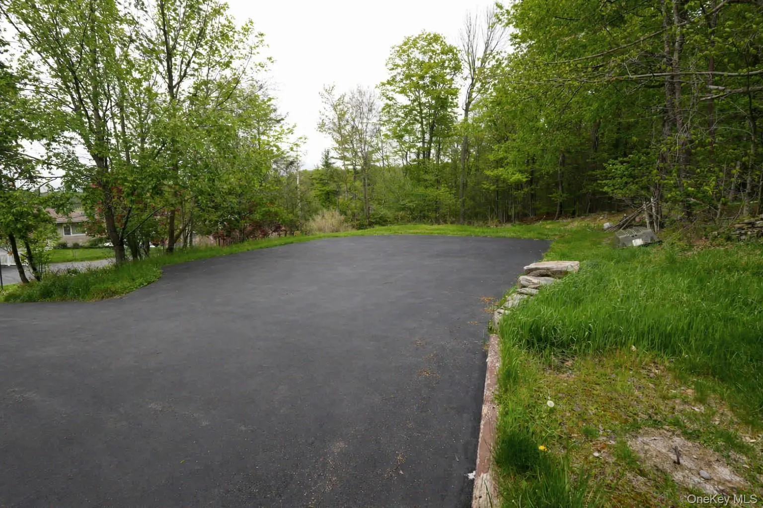 180 Winston Drive, Thompson, NY, 2 Bedrooms Bedrooms, 5 Rooms Rooms,1 BathroomBathrooms,Residential Lease,For Rent,Winston,0,1002095 180 Winston Drive, Thompson, NY, 2 Bedrooms Bedrooms, 5 Rooms Rooms,1 BathroomBathrooms,Residential Lease,For Rent,Winston,0,1002095