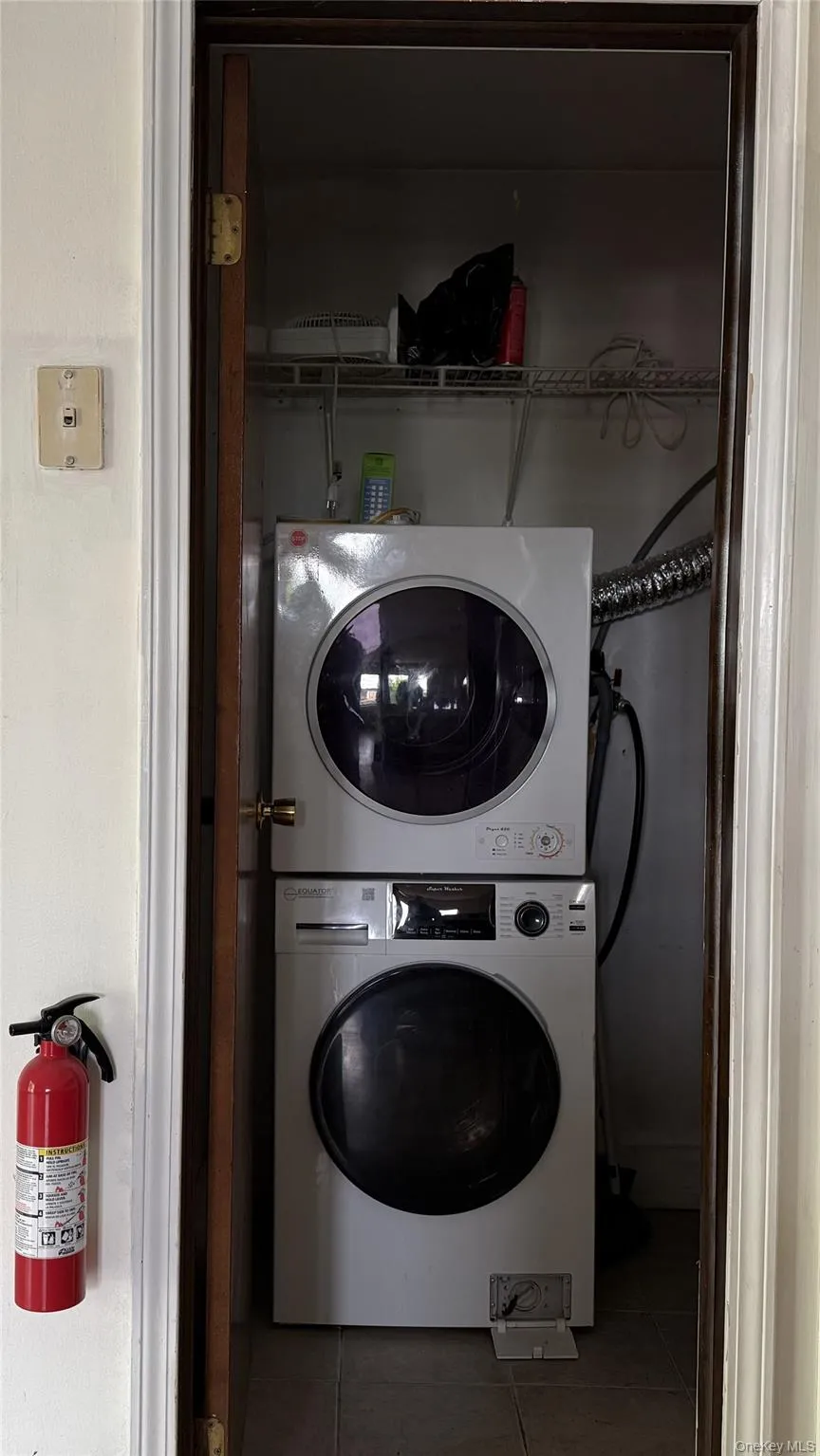 180 Winston Drive, Thompson, NY, 2 Bedrooms Bedrooms, 5 Rooms Rooms,1 BathroomBathrooms,Residential Lease,For Rent,Winston,0,1002095 180 Winston Drive, Thompson, NY, 2 Bedrooms Bedrooms, 5 Rooms Rooms,1 BathroomBathrooms,Residential Lease,For Rent,Winston,0,1002095