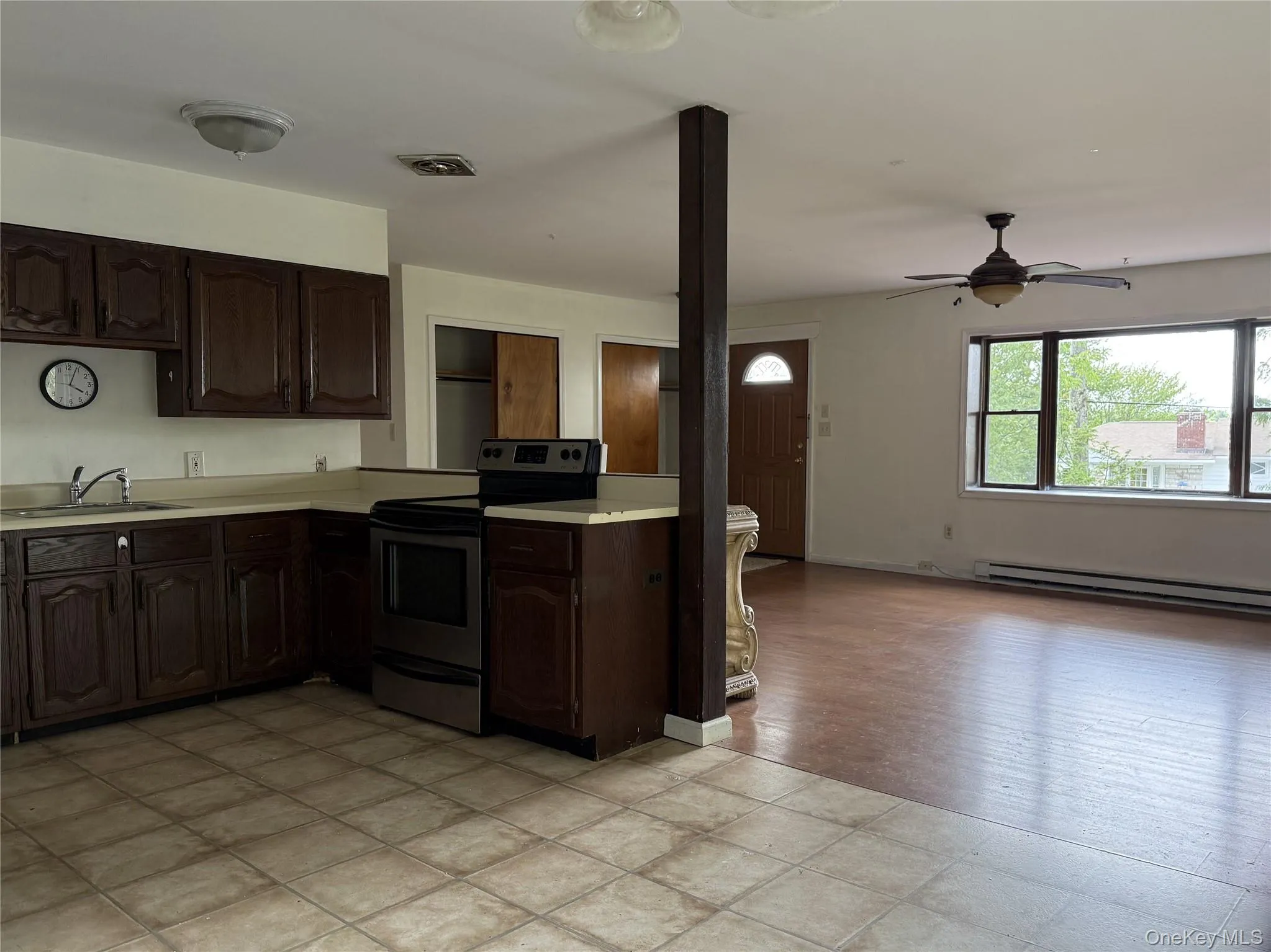 180 Winston Drive, Thompson, NY, 2 Bedrooms Bedrooms, 5 Rooms Rooms,1 BathroomBathrooms,Residential Lease,For Rent,Winston,0,1002095 180 Winston Drive, Thompson, NY, 2 Bedrooms Bedrooms, 5 Rooms Rooms,1 BathroomBathrooms,Residential Lease,For Rent,Winston,0,1002095