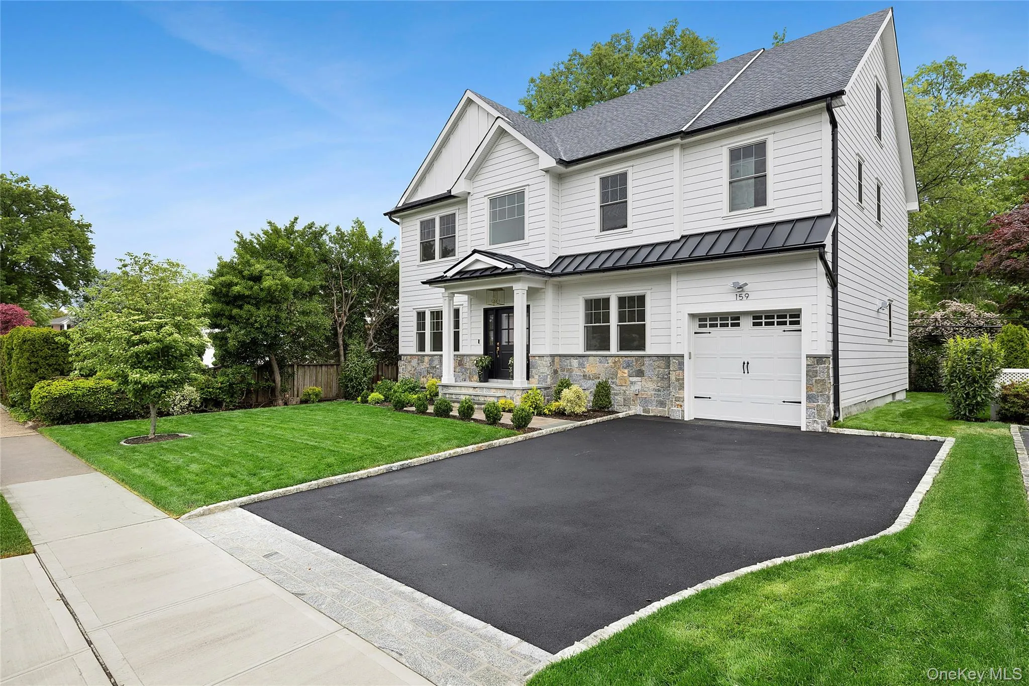 159 Lincoln Street, Hempstead, NY, 4 Bedrooms Bedrooms, 9 Rooms Rooms,5 BathroomsBathrooms,Residential,For Rent,Lincoln,0,1002096 159 Lincoln Street, Hempstead, NY, 4 Bedrooms Bedrooms, 9 Rooms Rooms,5 BathroomsBathrooms,Residential,For Rent,Lincoln,0,1002096