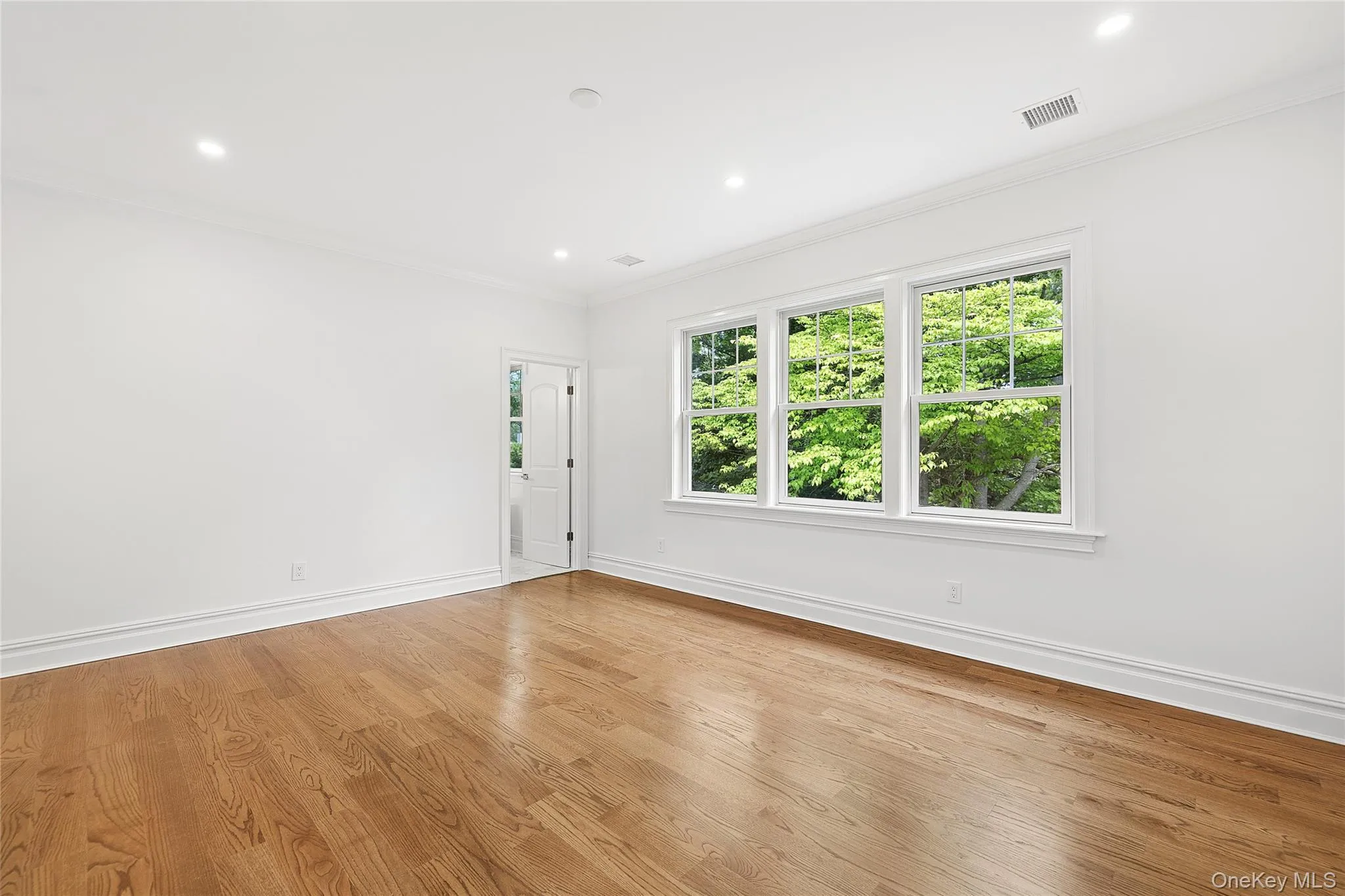 159 Lincoln Street, Hempstead, NY, 4 Bedrooms Bedrooms, 9 Rooms Rooms,5 BathroomsBathrooms,Residential,For Rent,Lincoln,0,1002096 159 Lincoln Street, Hempstead, NY, 4 Bedrooms Bedrooms, 9 Rooms Rooms,5 BathroomsBathrooms,Residential,For Rent,Lincoln,0,1002096