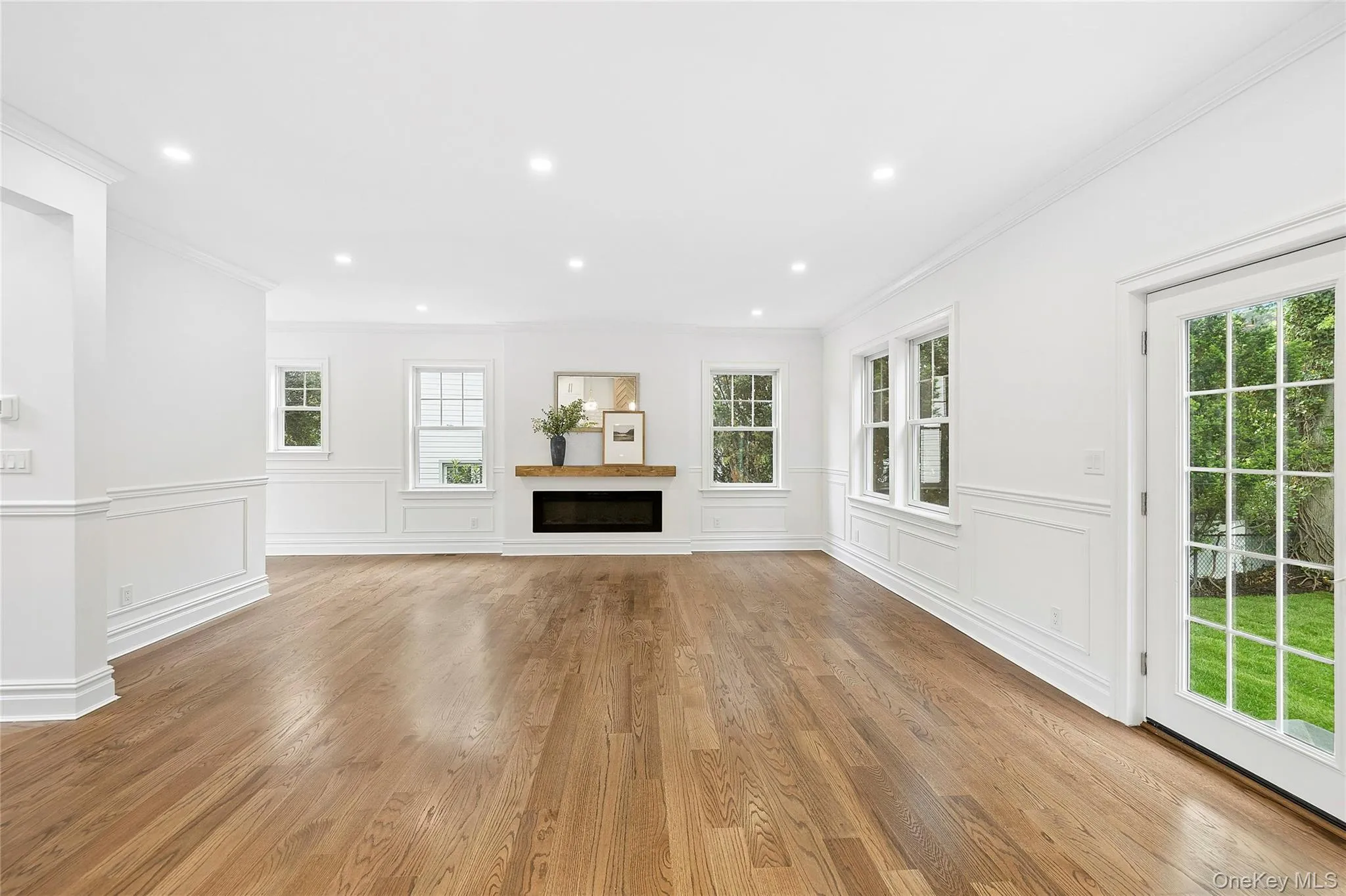 159 Lincoln Street, Hempstead, NY, 4 Bedrooms Bedrooms, 9 Rooms Rooms,5 BathroomsBathrooms,Residential,For Rent,Lincoln,0,1002096 159 Lincoln Street, Hempstead, NY, 4 Bedrooms Bedrooms, 9 Rooms Rooms,5 BathroomsBathrooms,Residential,For Rent,Lincoln,0,1002096