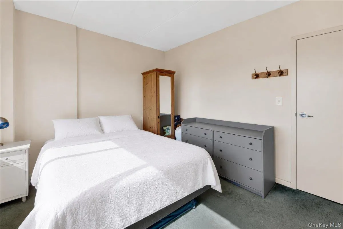 1275 Grant Avenue, New York, NY, 1 Bedroom Bedrooms, 4 Rooms Rooms,1 BathroomBathrooms,Residential Sale,For Rent,Grant,0,1002098 1275 Grant Avenue, New York, NY, 1 Bedroom Bedrooms, 4 Rooms Rooms,1 BathroomBathrooms,Residential Sale,For Rent,Grant,0,1002098