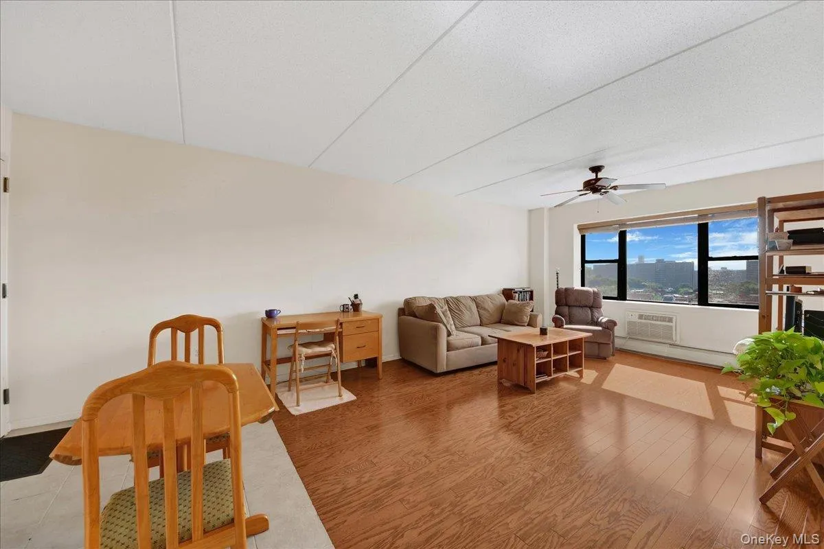1275 Grant Avenue, New York, NY, 1 Bedroom Bedrooms, 4 Rooms Rooms,1 BathroomBathrooms,Residential Sale,For Rent,Grant,0,1002098 1275 Grant Avenue, New York, NY, 1 Bedroom Bedrooms, 4 Rooms Rooms,1 BathroomBathrooms,Residential Sale,For Rent,Grant,0,1002098