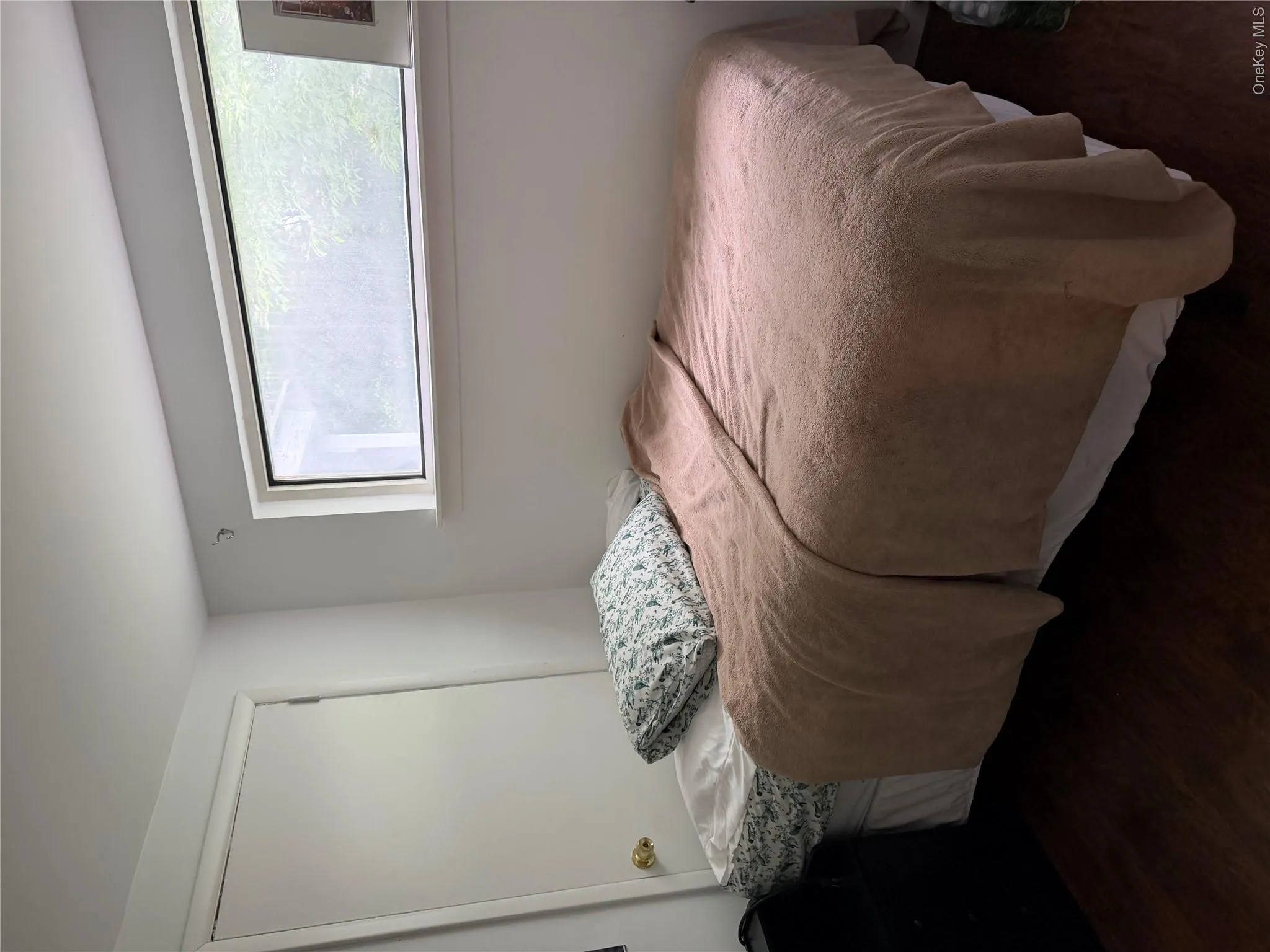 248 County Rd 39, Southampton, NY, 5 Bedrooms Bedrooms, 8 Rooms Rooms,2 BathroomsBathrooms,Residential,For Rent,County Rd 39,0,1002100 248 County Rd 39, Southampton, NY, 5 Bedrooms Bedrooms, 8 Rooms Rooms,2 BathroomsBathrooms,Residential,For Rent,County Rd 39,0,1002100