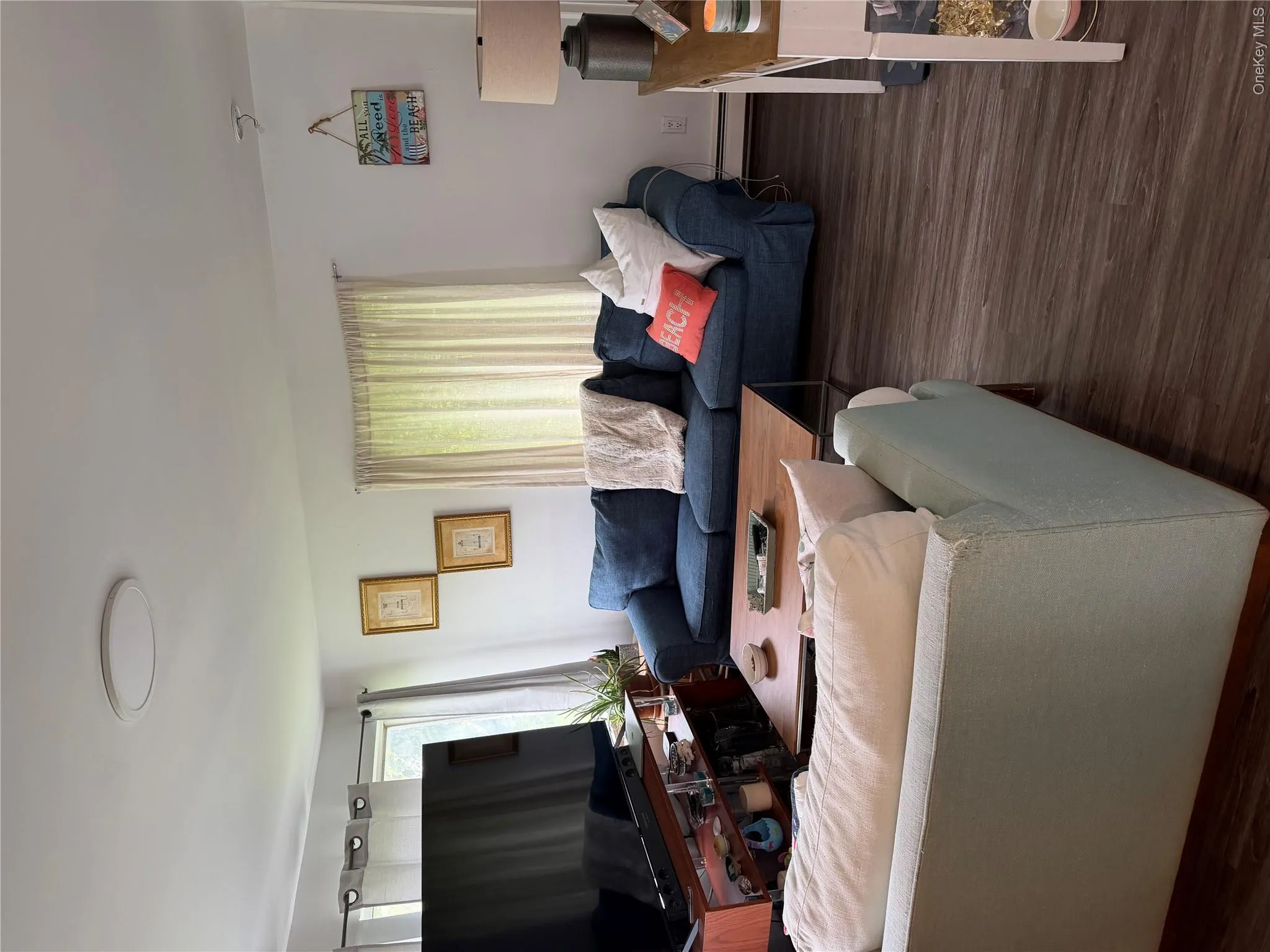 248 County Rd 39, Southampton, NY, 5 Bedrooms Bedrooms, 8 Rooms Rooms,2 BathroomsBathrooms,Residential,For Rent,County Rd 39,0,1002100 248 County Rd 39, Southampton, NY, 5 Bedrooms Bedrooms, 8 Rooms Rooms,2 BathroomsBathrooms,Residential,For Rent,County Rd 39,0,1002100