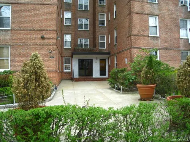Valentine Gardens. All utilities (Electric, heat, water, taxes and gas) are included in the maintenance. The complex also has a party room and storage rentals for a minimal charge. Additionally there is a well maintained seating patio for summer enjoyment and its own playground. Fay park is next door with tennis courts and playground. The College of Mt. St Vincent is nearby and has beautiful grounds and walking paths filled with incredible views, grottos and a koi pond. Valentine Gardens. All utilities (Electric, heat, water, taxes and gas) are included in the maintenance. The complex also has a party room and storage rentals for a minimal charge. Additionally there is a well maintained seating patio for summer enjoyment and its own playground. Fay park is next door with tennis courts and playground. The College of Mt. St Vincent is nearby and has beautiful grounds and walking paths filled with incredible views, grottos and a koi pond.