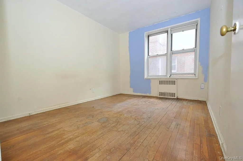 Second bedroom is appox 12'-2" x 9'-10" Second bedroom is appox 12'-2" x 9'-10"