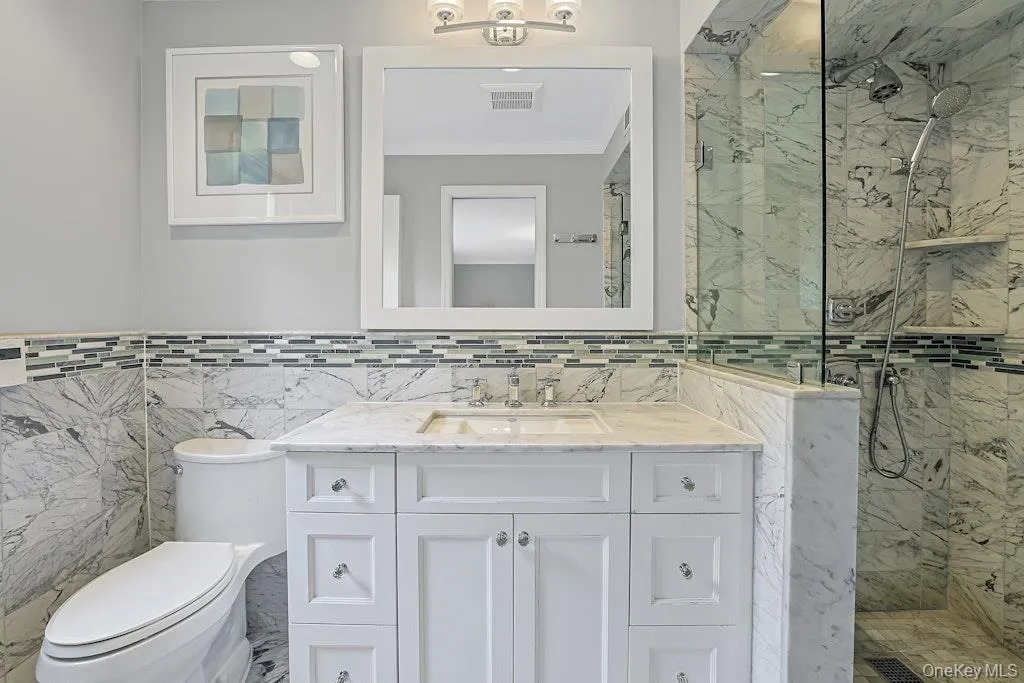 305 Stratton Road, New Rochelle, NY, 4 Bedrooms Bedrooms, 8 Rooms Rooms,3 BathroomsBathrooms,Residential,For Rent,Stratton,0,1002115 305 Stratton Road, New Rochelle, NY, 4 Bedrooms Bedrooms, 8 Rooms Rooms,3 BathroomsBathrooms,Residential,For Rent,Stratton,0,1002115