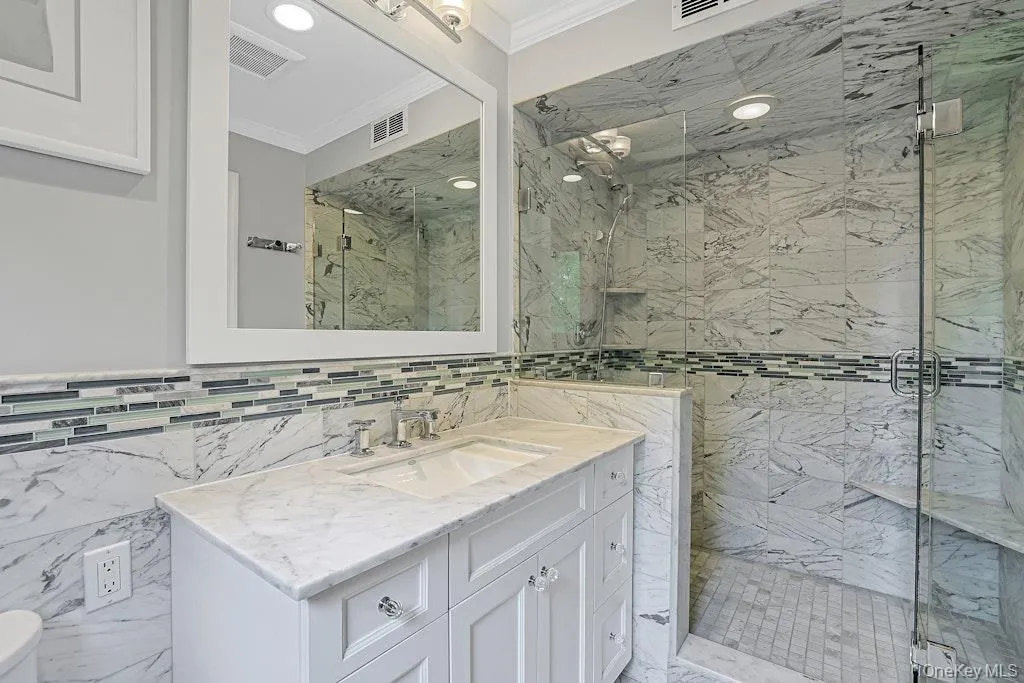 305 Stratton Road, New Rochelle, NY, 4 Bedrooms Bedrooms, 8 Rooms Rooms,3 BathroomsBathrooms,Residential,For Rent,Stratton,0,1002115 305 Stratton Road, New Rochelle, NY, 4 Bedrooms Bedrooms, 8 Rooms Rooms,3 BathroomsBathrooms,Residential,For Rent,Stratton,0,1002115