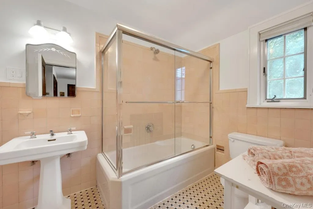 Hall full bath Hall full bath