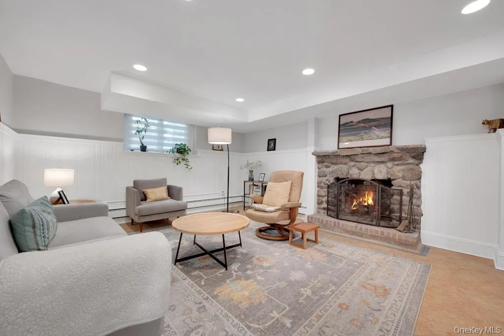 39 Dante Street, Mamaroneck, NY, 3 Bedrooms Bedrooms, 9 Rooms Rooms,2 BathroomsBathrooms,Residential,For Rent,Dante,0,1002116 39 Dante Street, Mamaroneck, NY, 3 Bedrooms Bedrooms, 9 Rooms Rooms,2 BathroomsBathrooms,Residential,For Rent,Dante,0,1002116