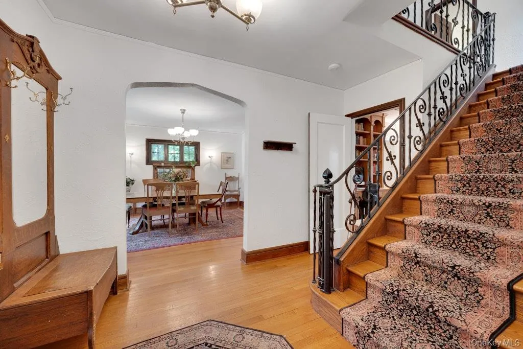 39 Dante Street, Mamaroneck, NY, 3 Bedrooms Bedrooms, 9 Rooms Rooms,2 BathroomsBathrooms,Residential,For Rent,Dante,0,1002116 39 Dante Street, Mamaroneck, NY, 3 Bedrooms Bedrooms, 9 Rooms Rooms,2 BathroomsBathrooms,Residential,For Rent,Dante,0,1002116